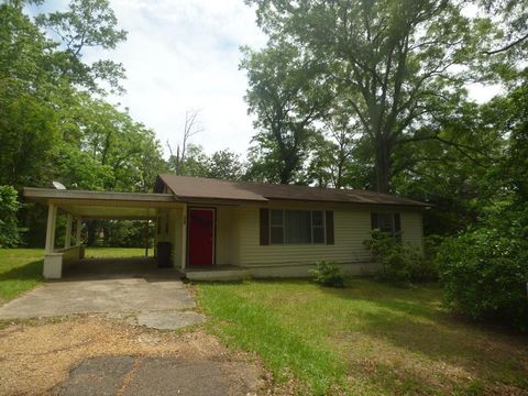 Homes For Sale - 309 W Avenue S Ave<br/> Pike County, McComb, MS 39648