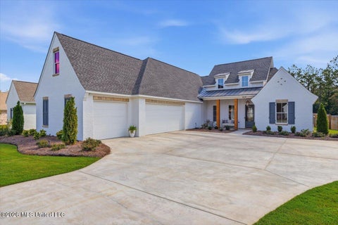 Homes For Sale - 824 Thornberry Ridge<br/> Madison, MS 39110