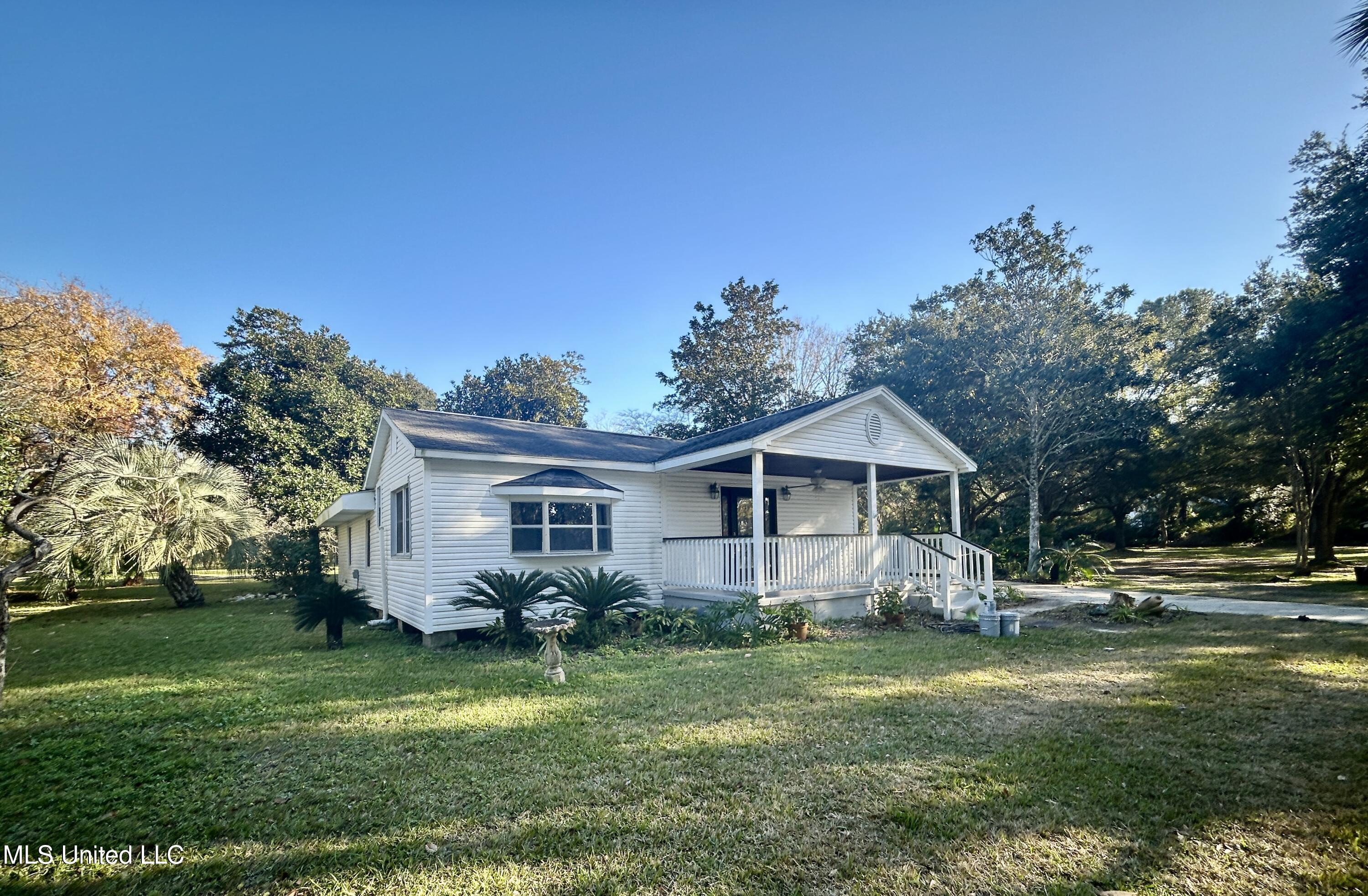 7234 Red Creek Road, Long Beach, Mississippi image 3