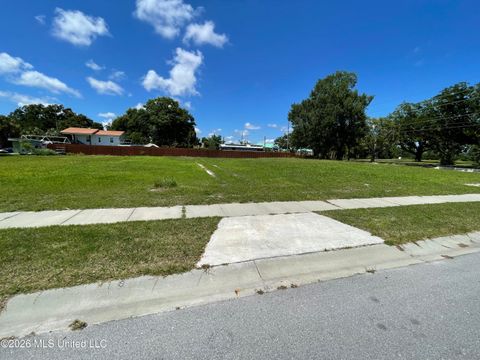 Vacant Land For Sale - 270 3rd Street<br/> Biloxi, MS 39530