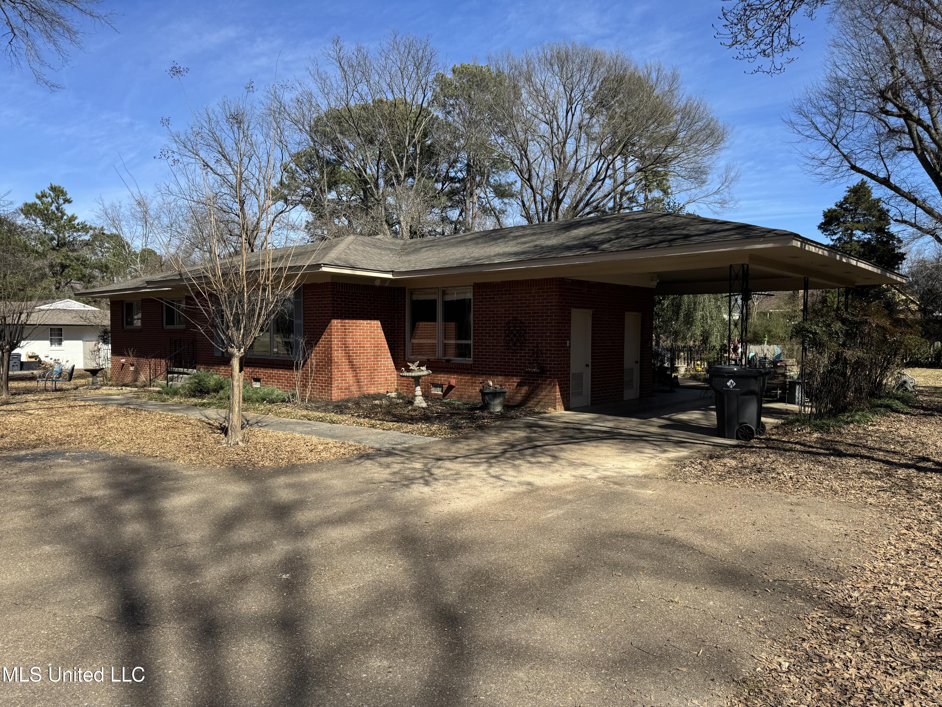 2144 Mt. Pleasant Road, Hernando, Mississippi image 3