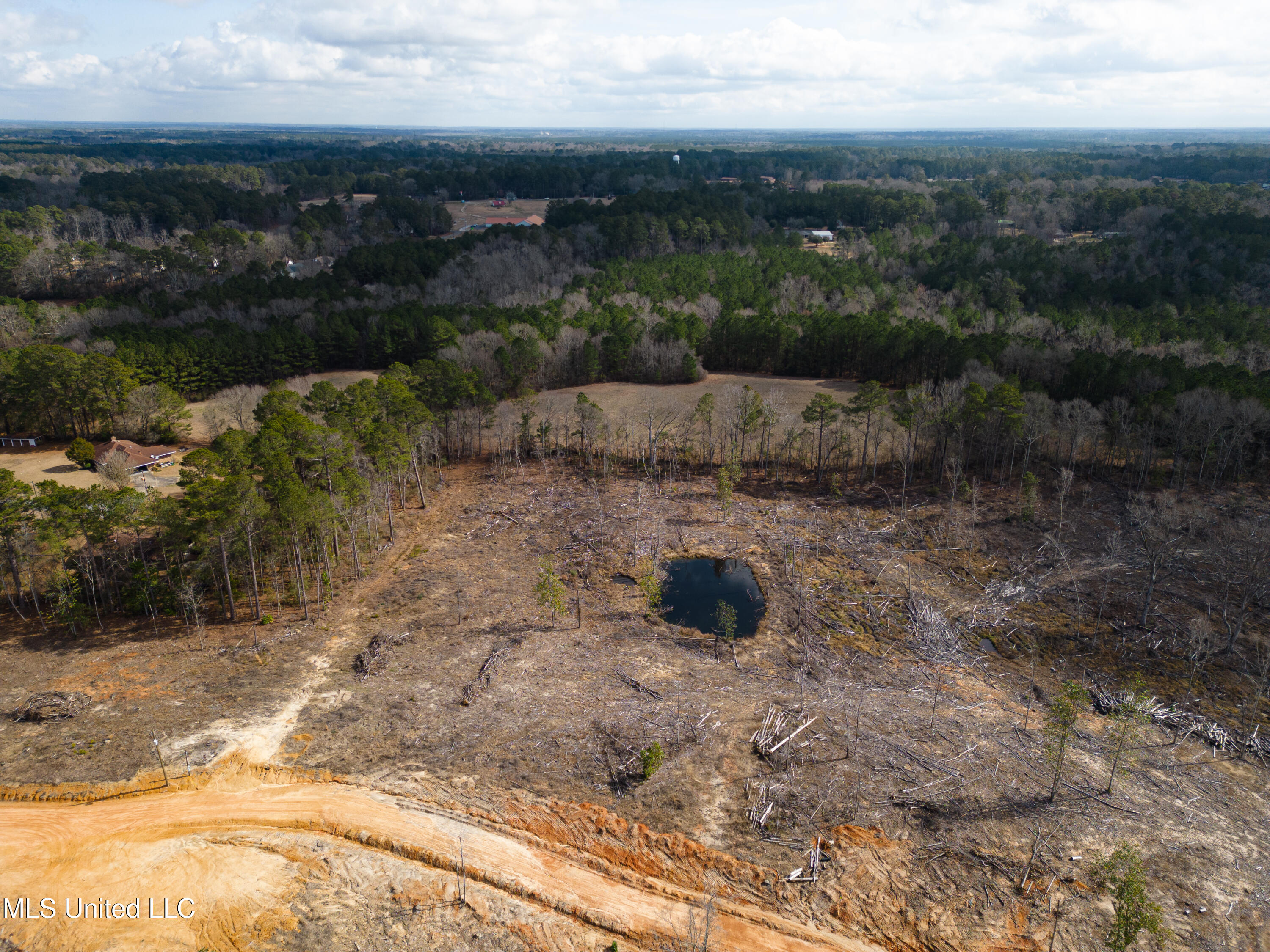 Off Of Forest Glen Dr, Laurel, Mississippi image 5