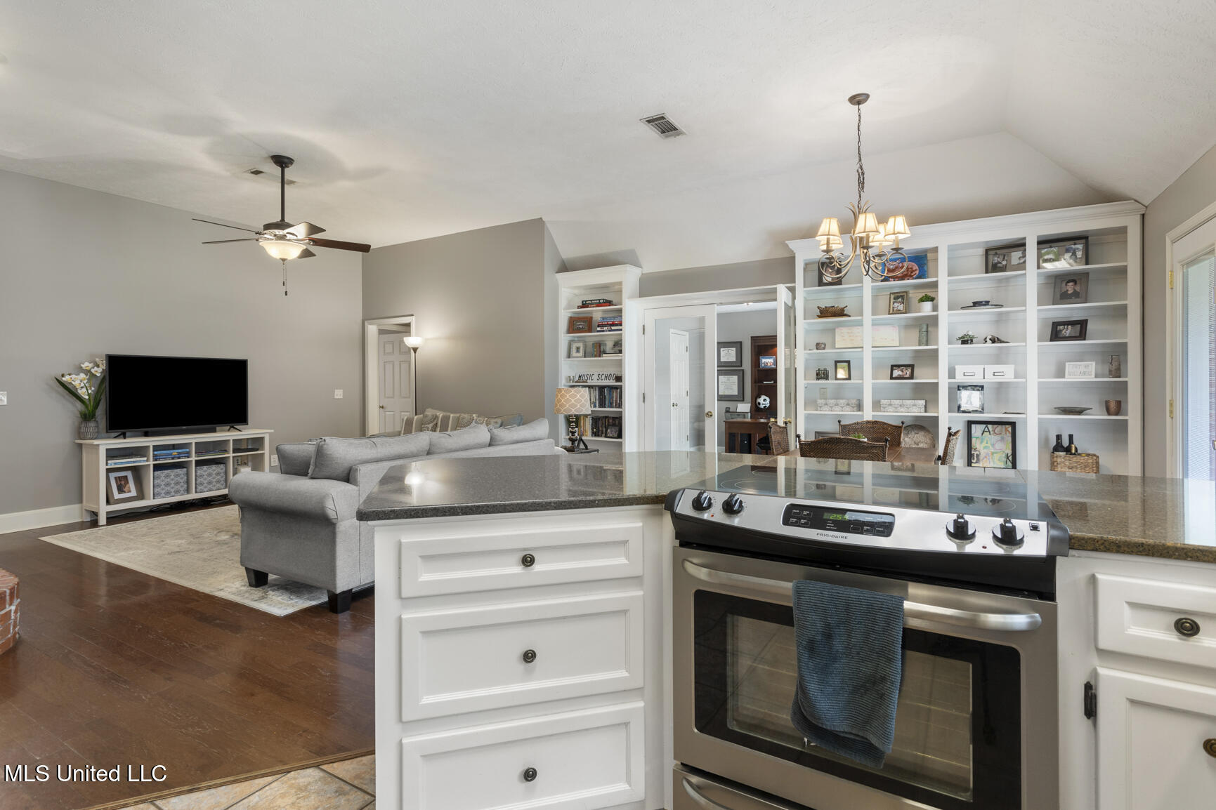 212 Summer Hill Road, Madison, Mississippi image 10