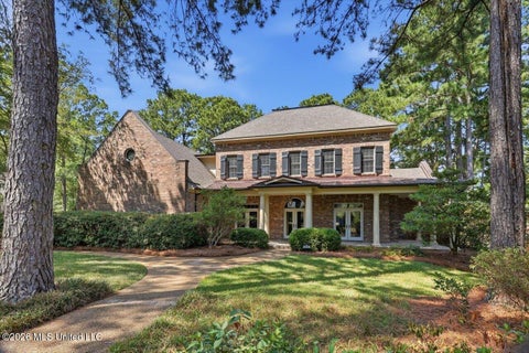 Homes For Sale - 415 Pembrooke Drive<br/> Madison, MS 39110
