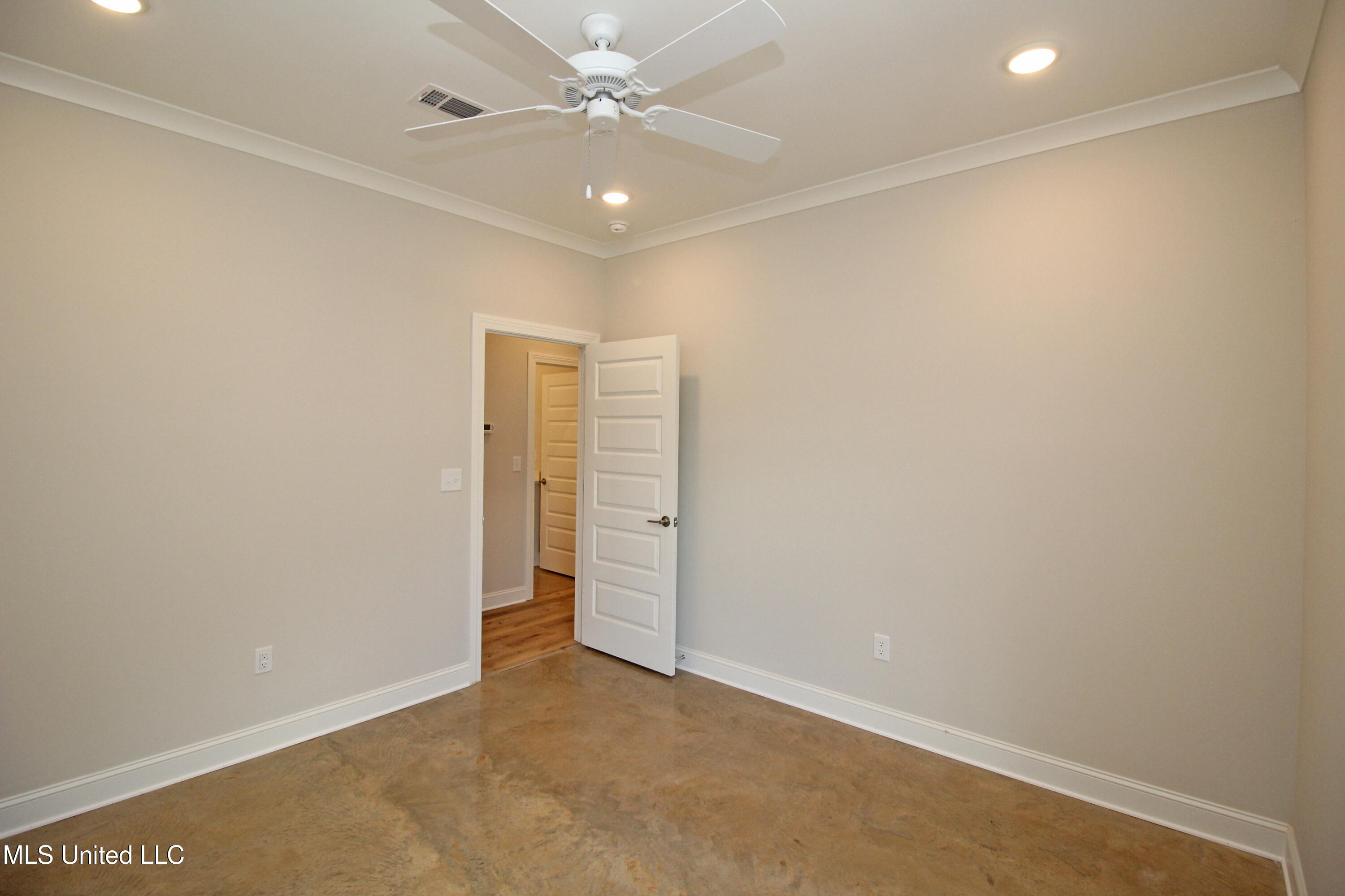 203 Wethersfield Drive, Florence, Mississippi image 19