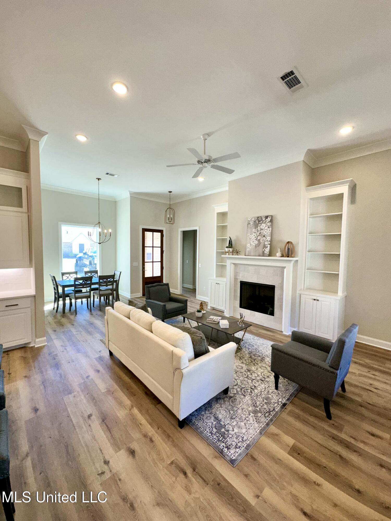 203 Wethersfield Drive, Florence, Mississippi image 3