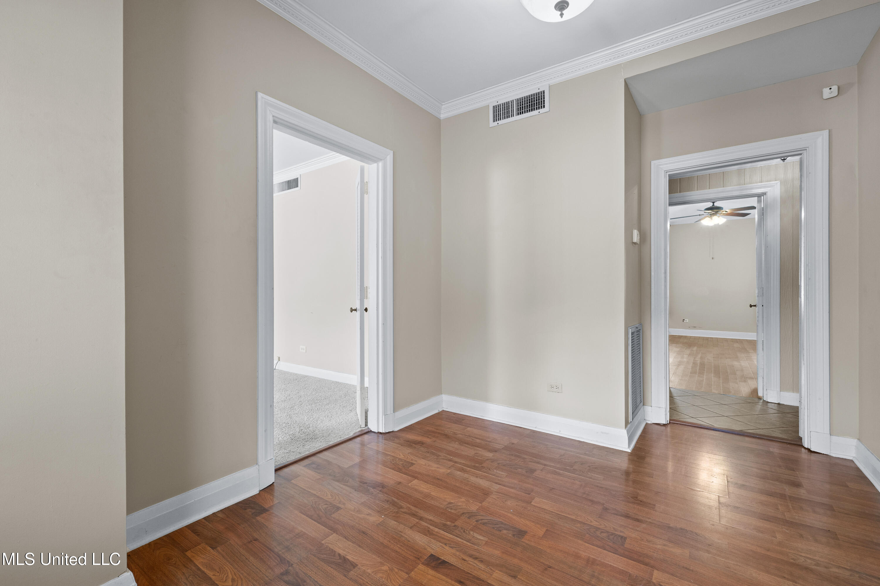 300 S 21st Avenue, Hattiesburg, Mississippi image 11