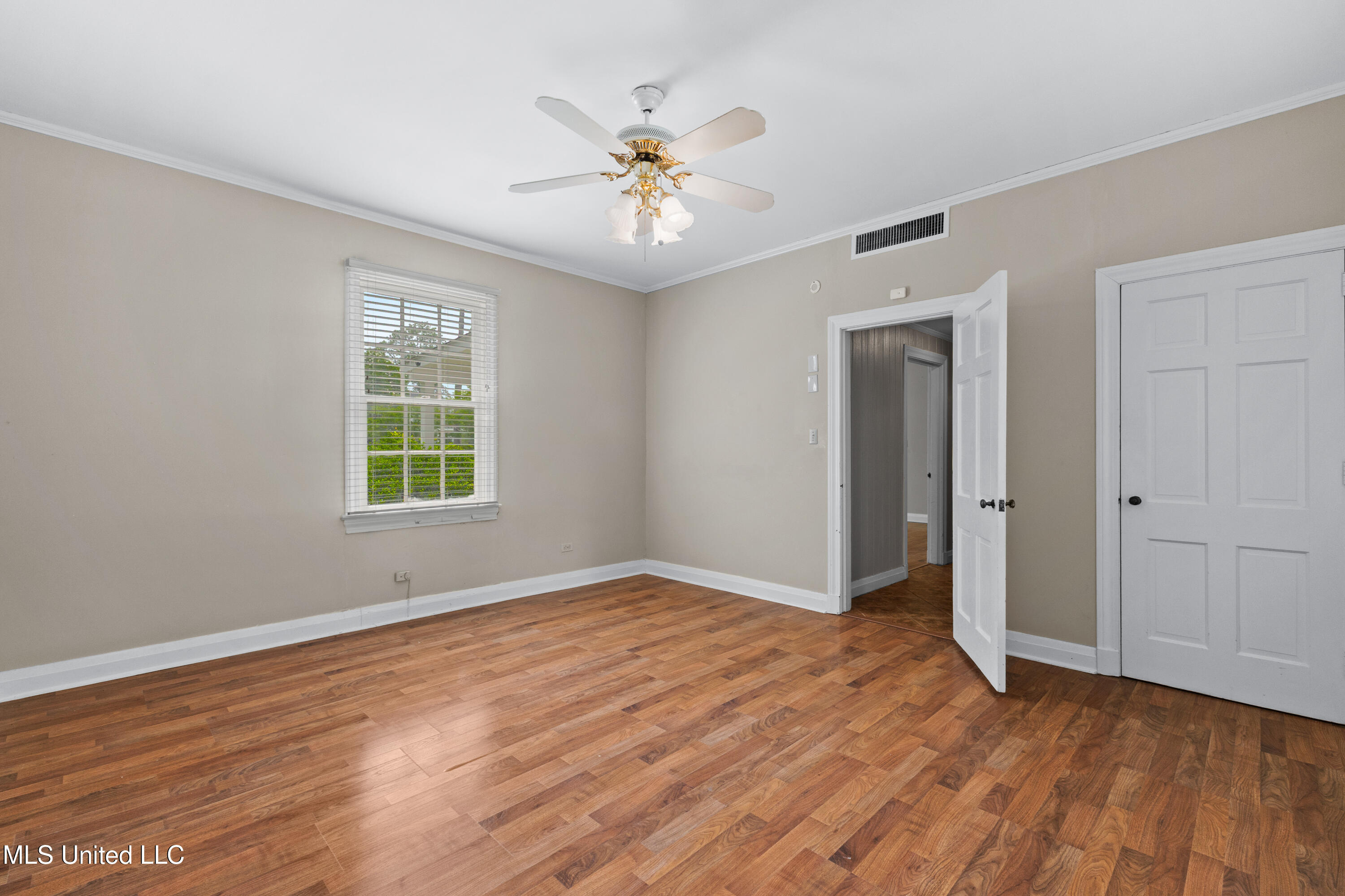 300 S 21st Avenue, Hattiesburg, Mississippi image 28