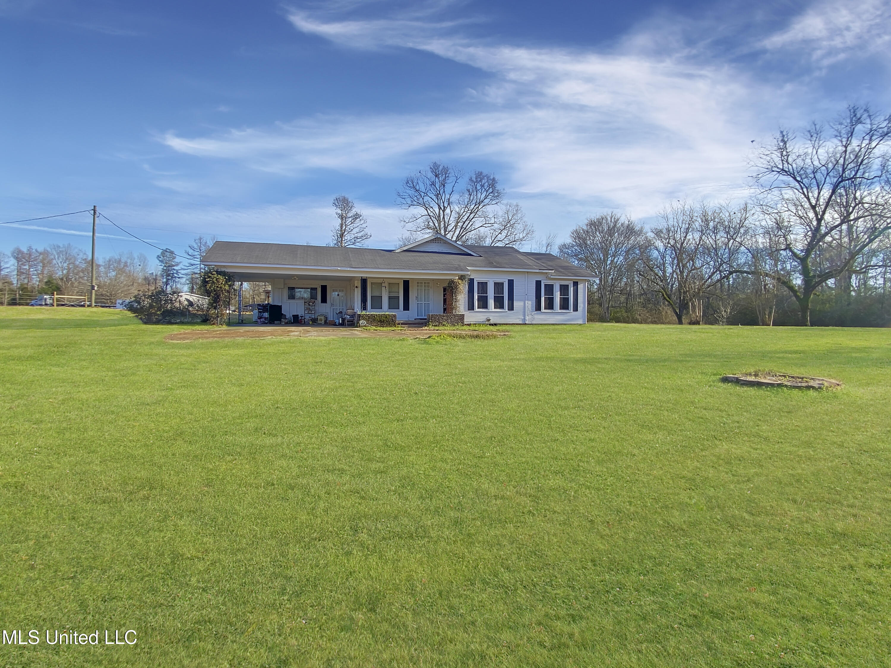 1048 Barnes Road, Crystal Springs, Mississippi image 2