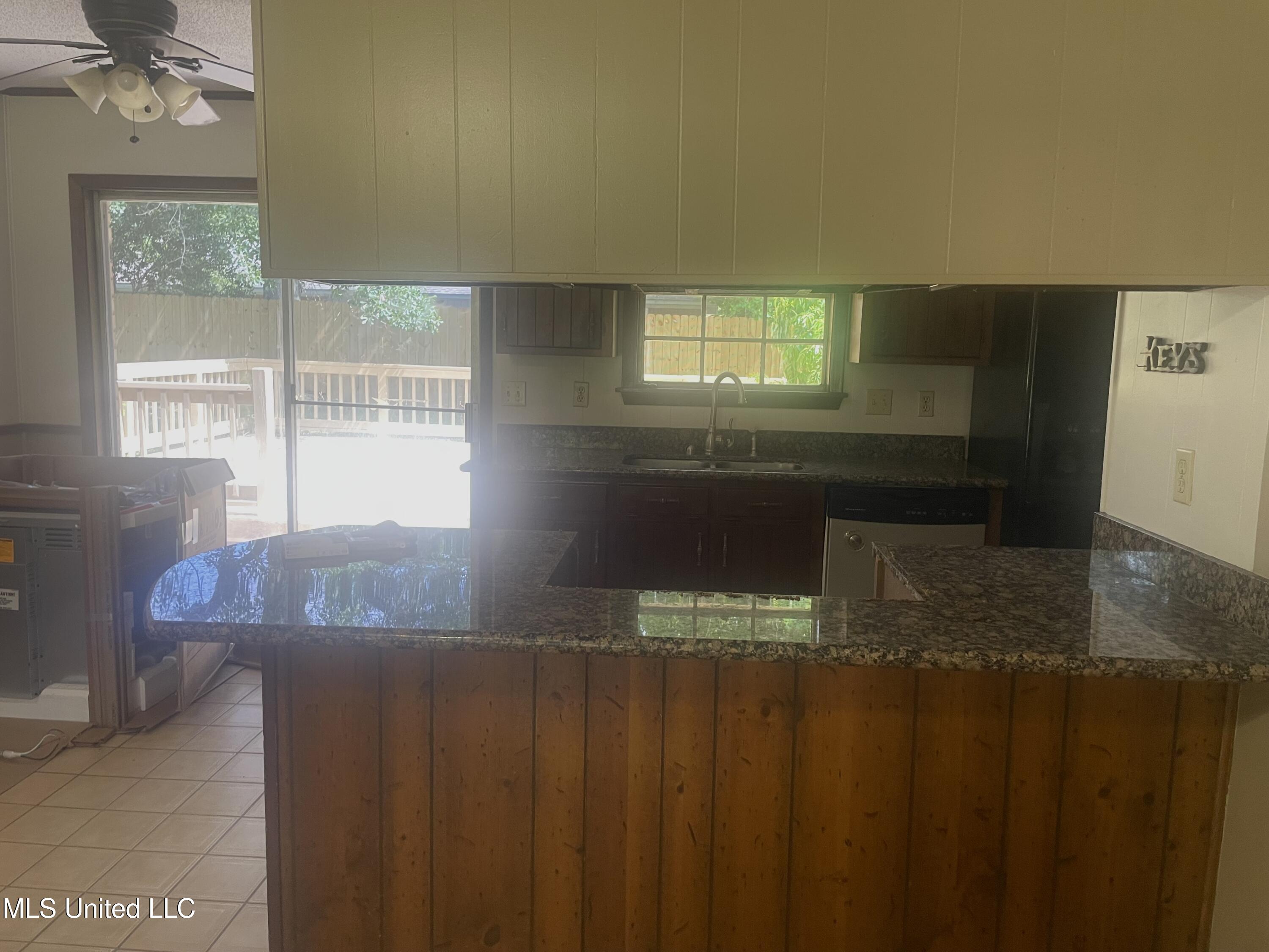 2909 Pimlico Drive Drive, Ocean Springs, Mississippi image 5