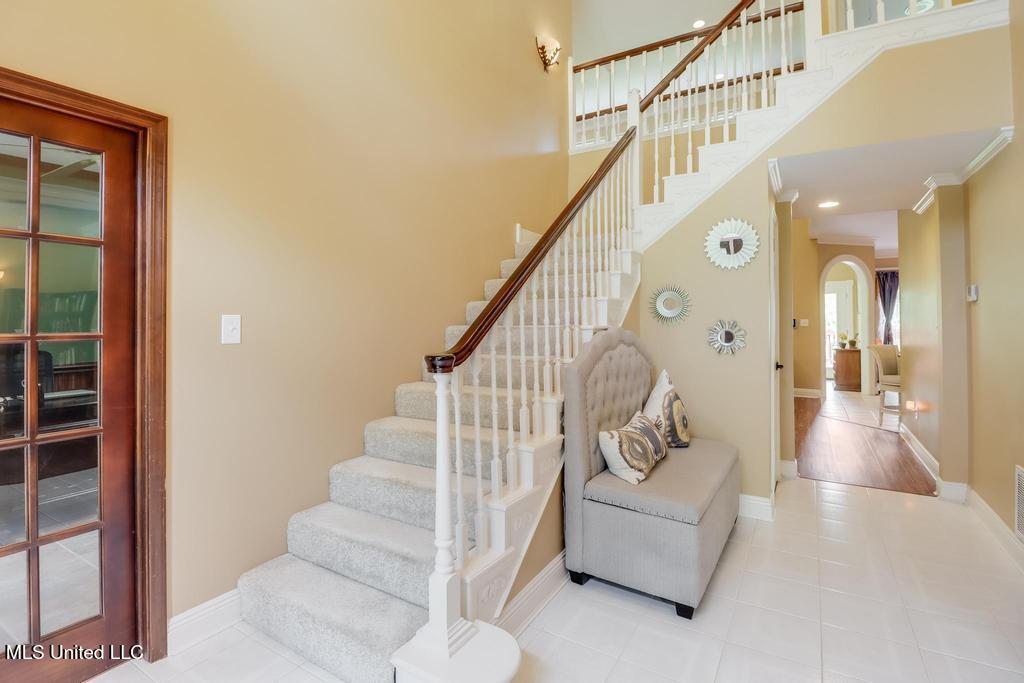 6015 Monticilla Circle, Ocean Springs, Mississippi image 12