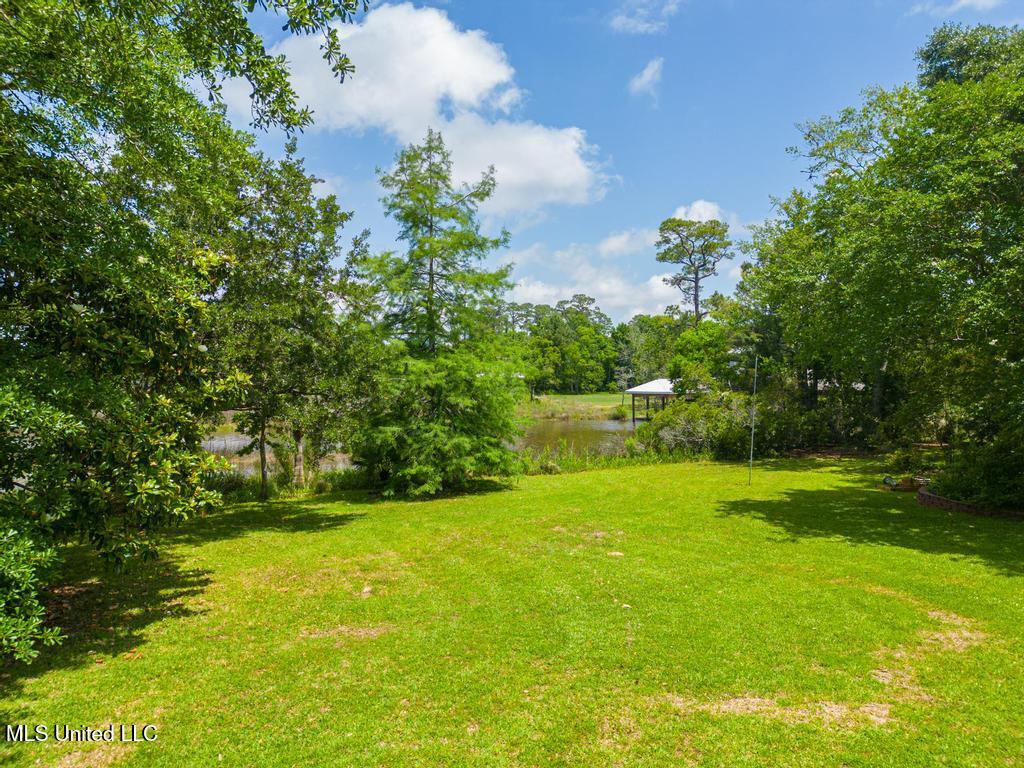 6015 Monticilla Circle, Ocean Springs, Mississippi image 11
