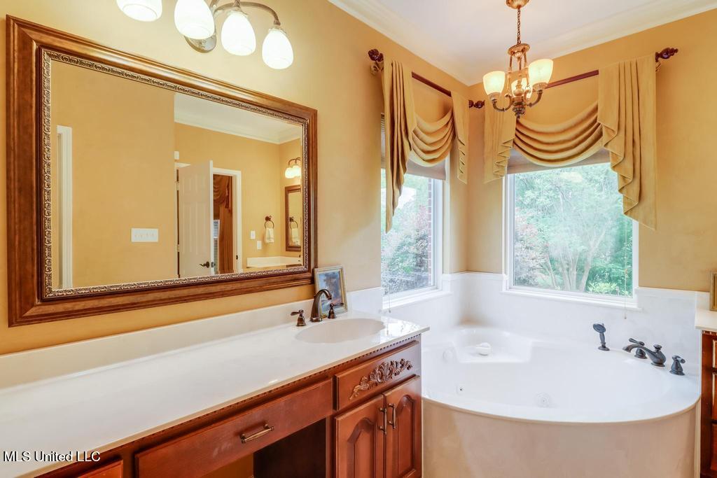 6015 Monticilla Circle, Ocean Springs, Mississippi image 38