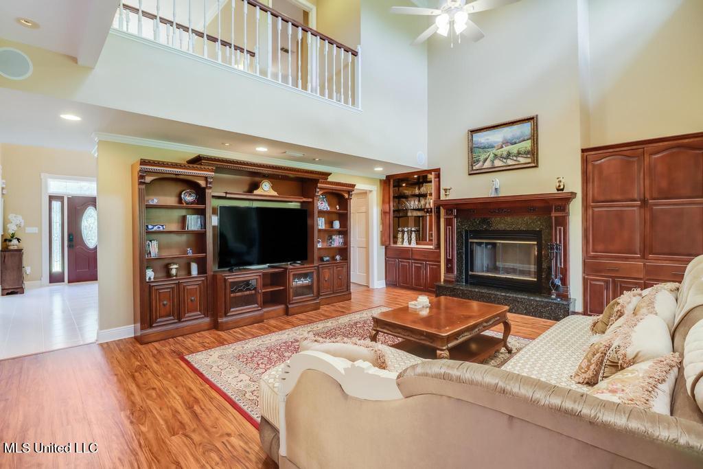 6015 Monticilla Circle, Ocean Springs, Mississippi image 21