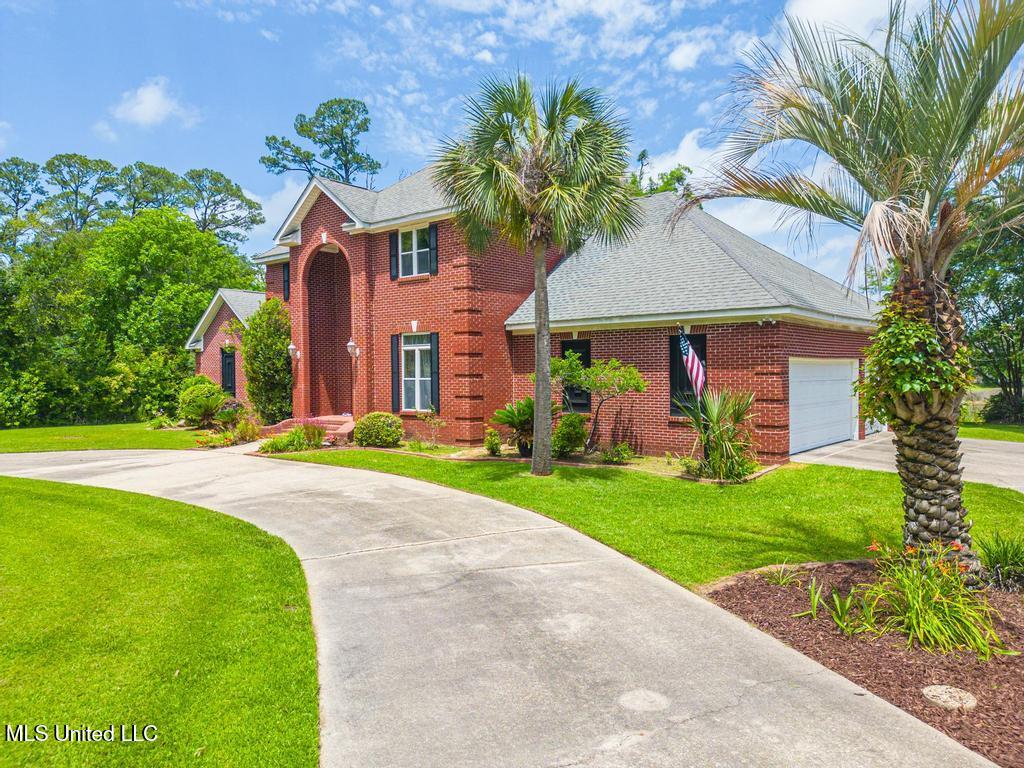 6015 Monticilla Circle, Ocean Springs, Mississippi image 3