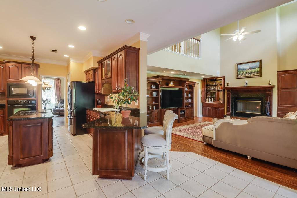 6015 Monticilla Circle, Ocean Springs, Mississippi image 18