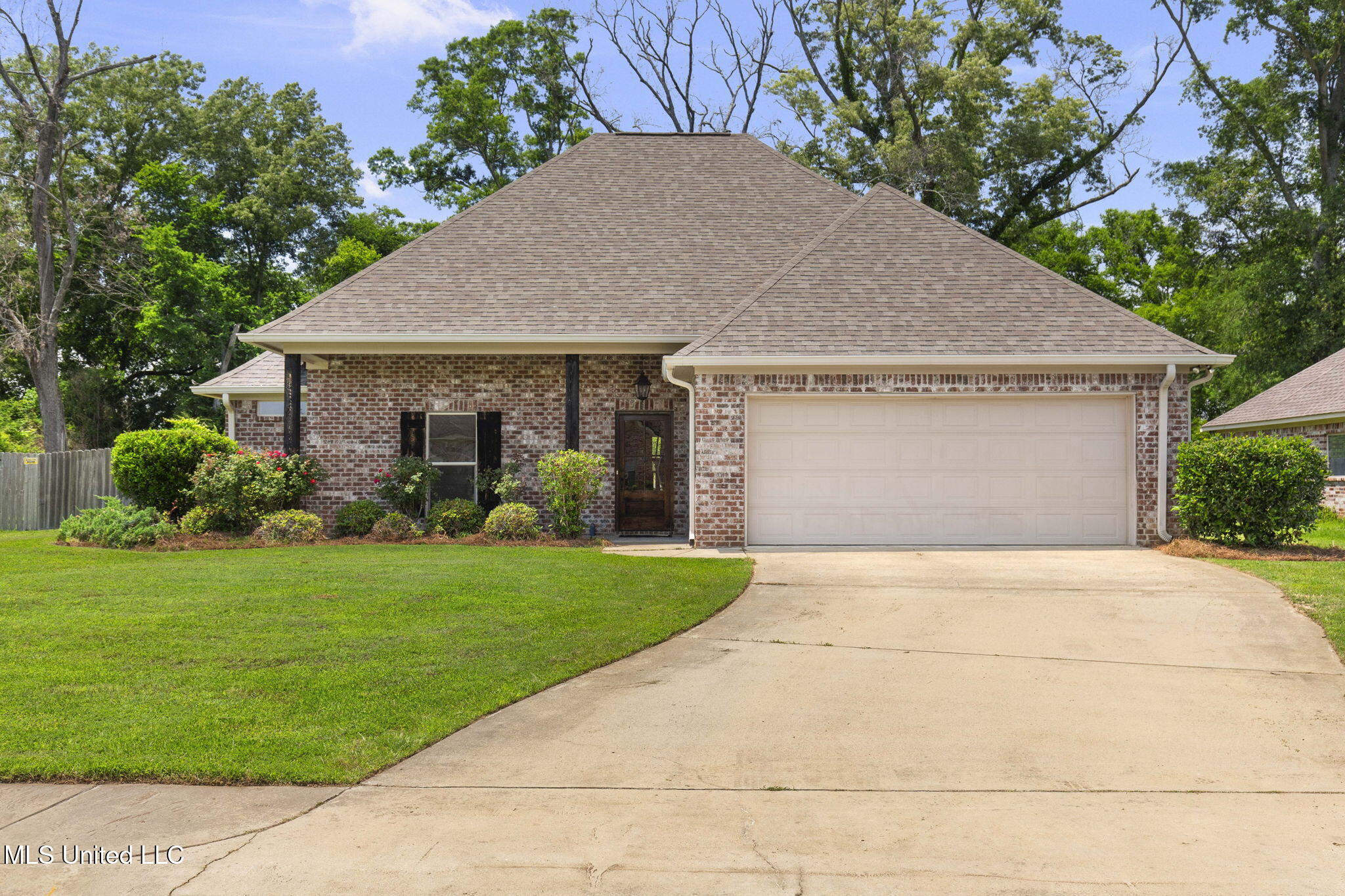 125 Rhodes Lane, Canton, Mississippi image 1