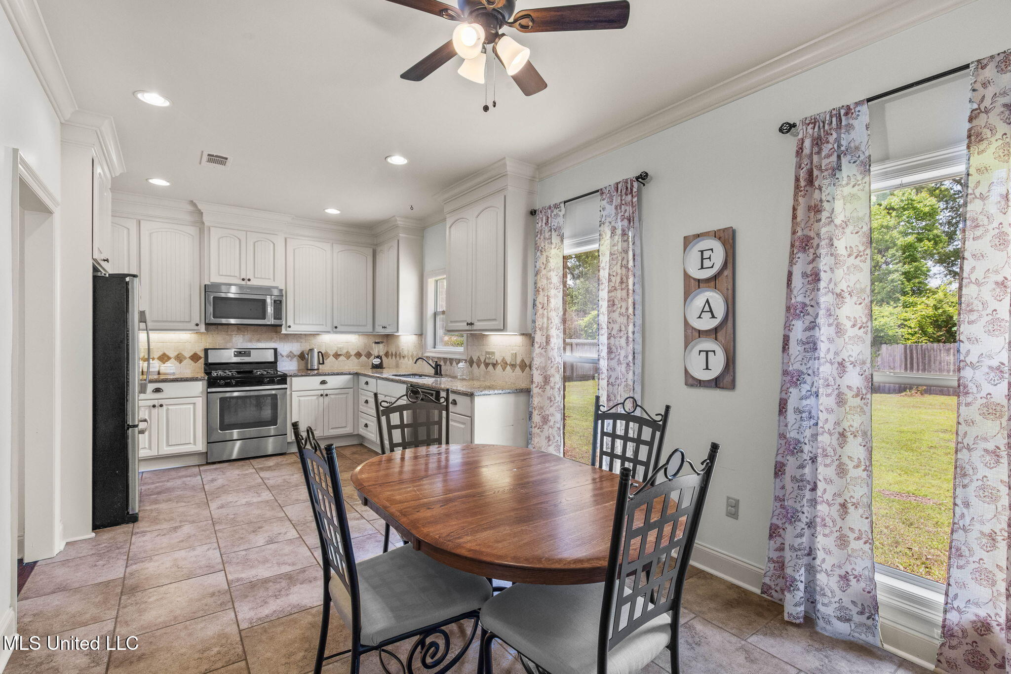 125 Rhodes Lane, Canton, Mississippi image 16