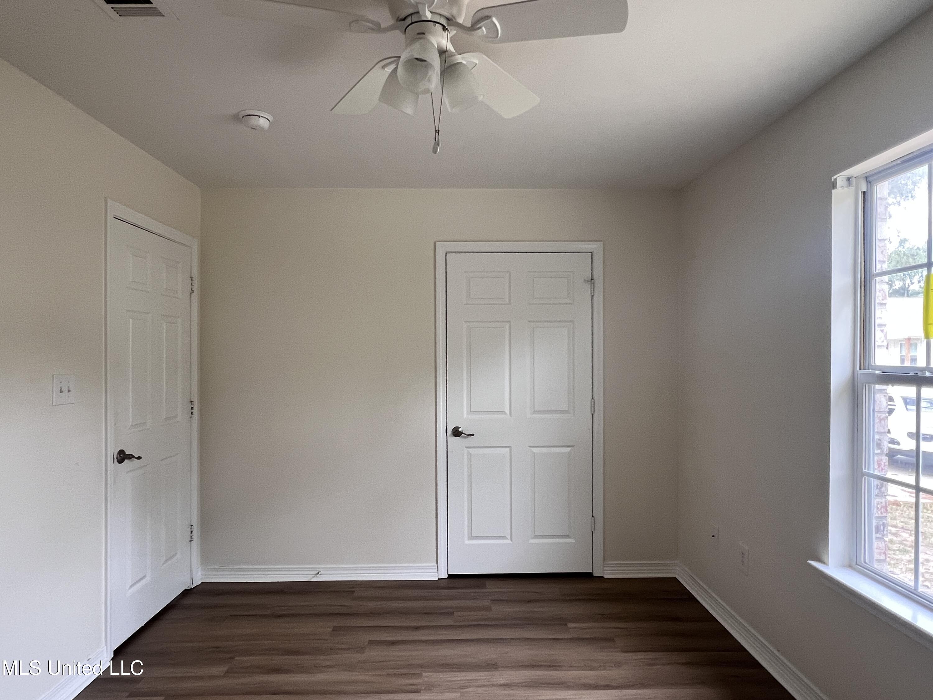 1620 Porpoise Street, Ocean Springs, Mississippi image 15