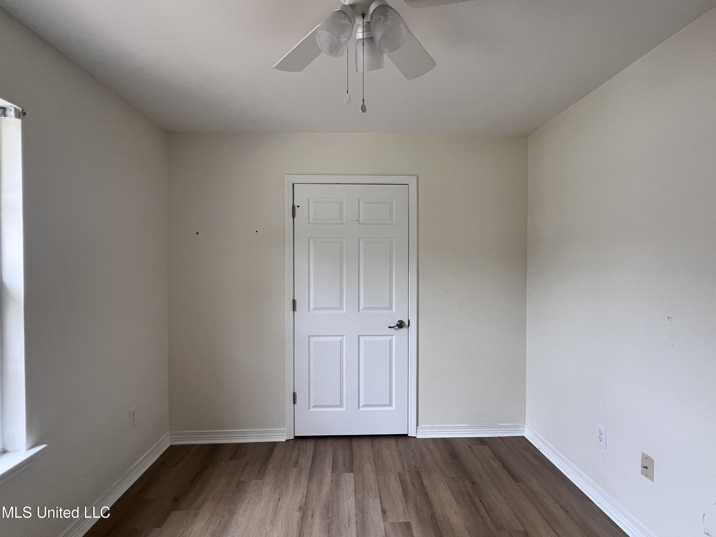 1620 Porpoise Street, Ocean Springs, Mississippi image 17