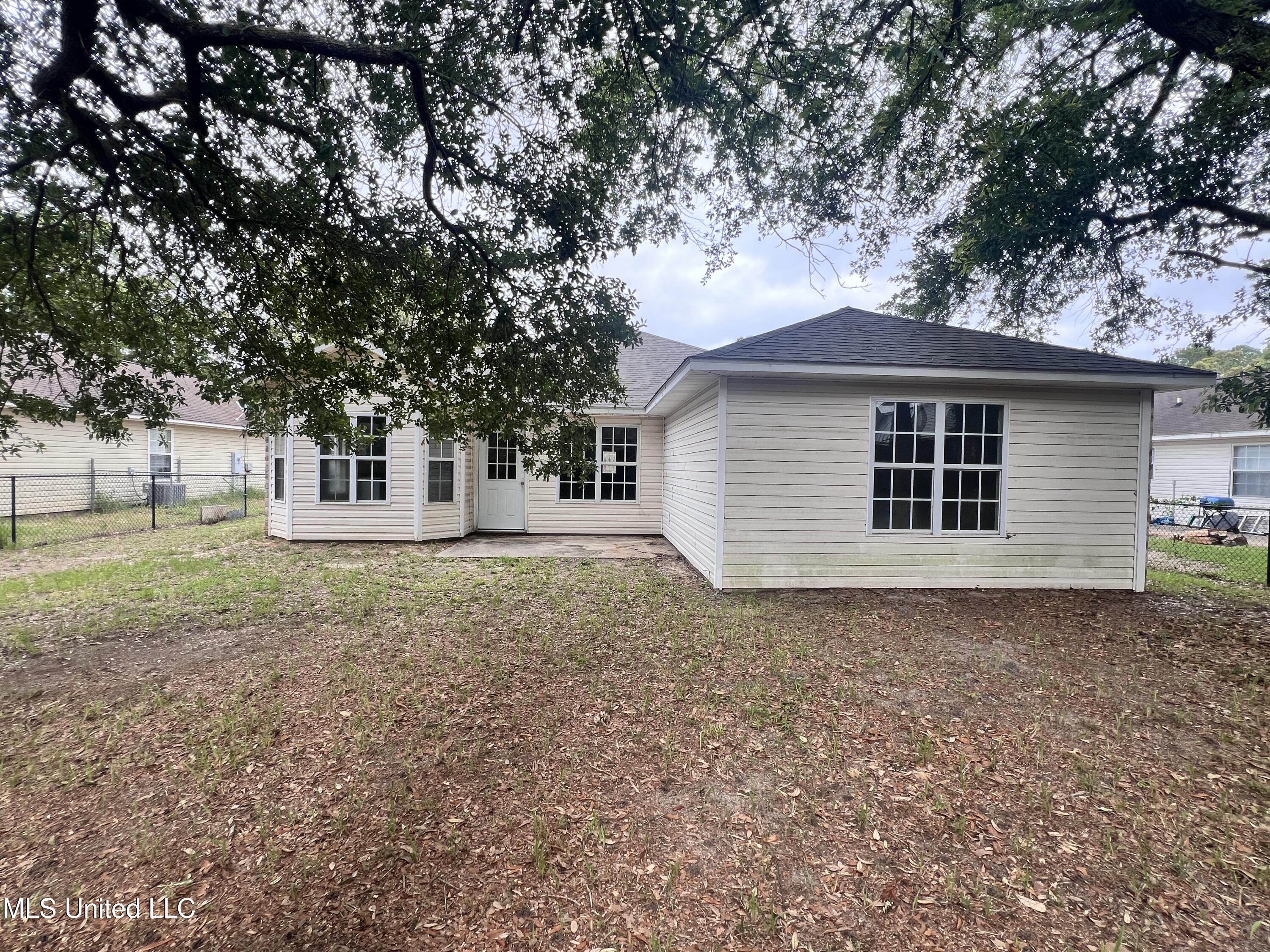 1620 Porpoise Street, Ocean Springs, Mississippi image 21