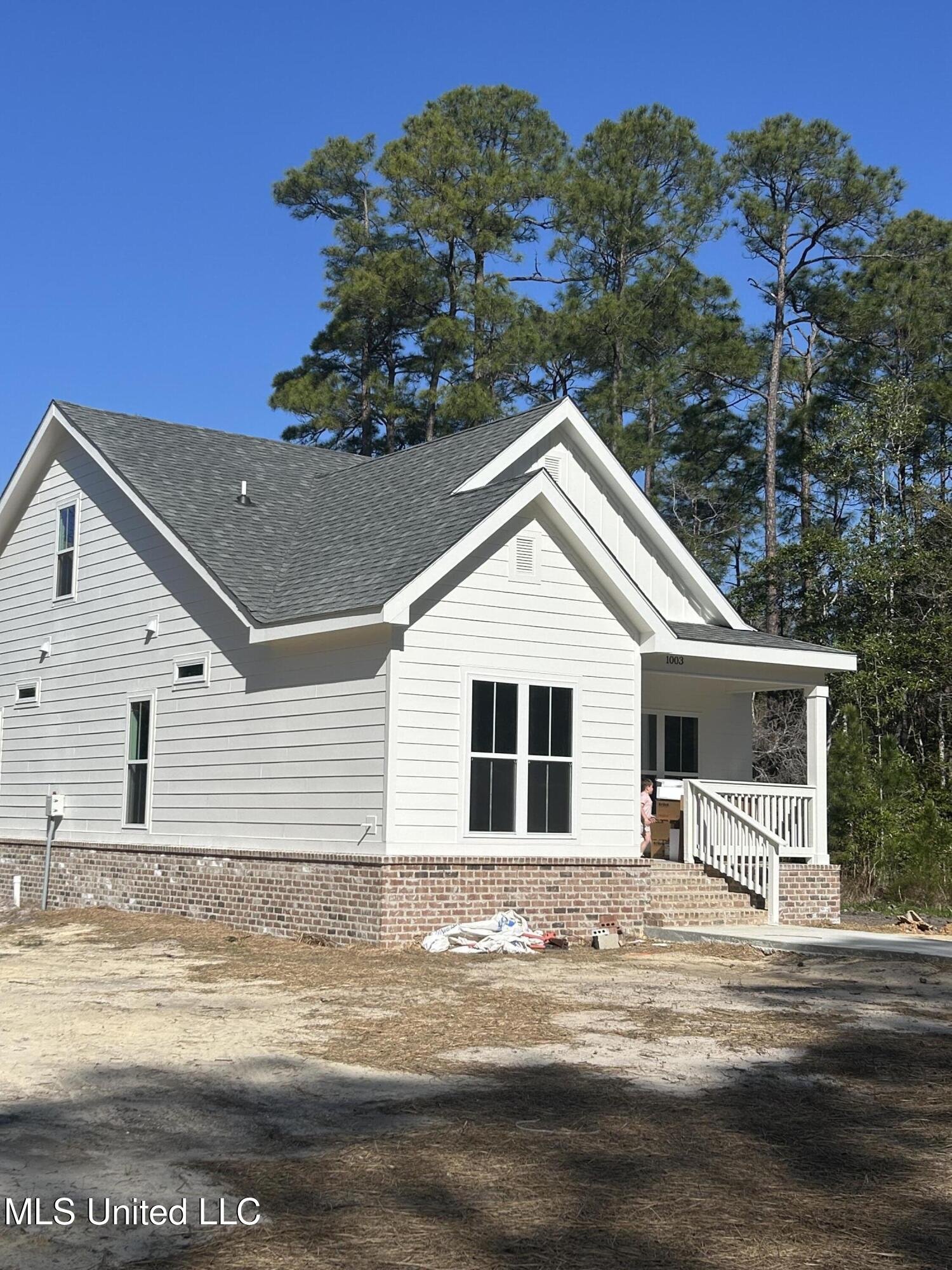 Dorothy Street, Ocean Springs, Mississippi image 2