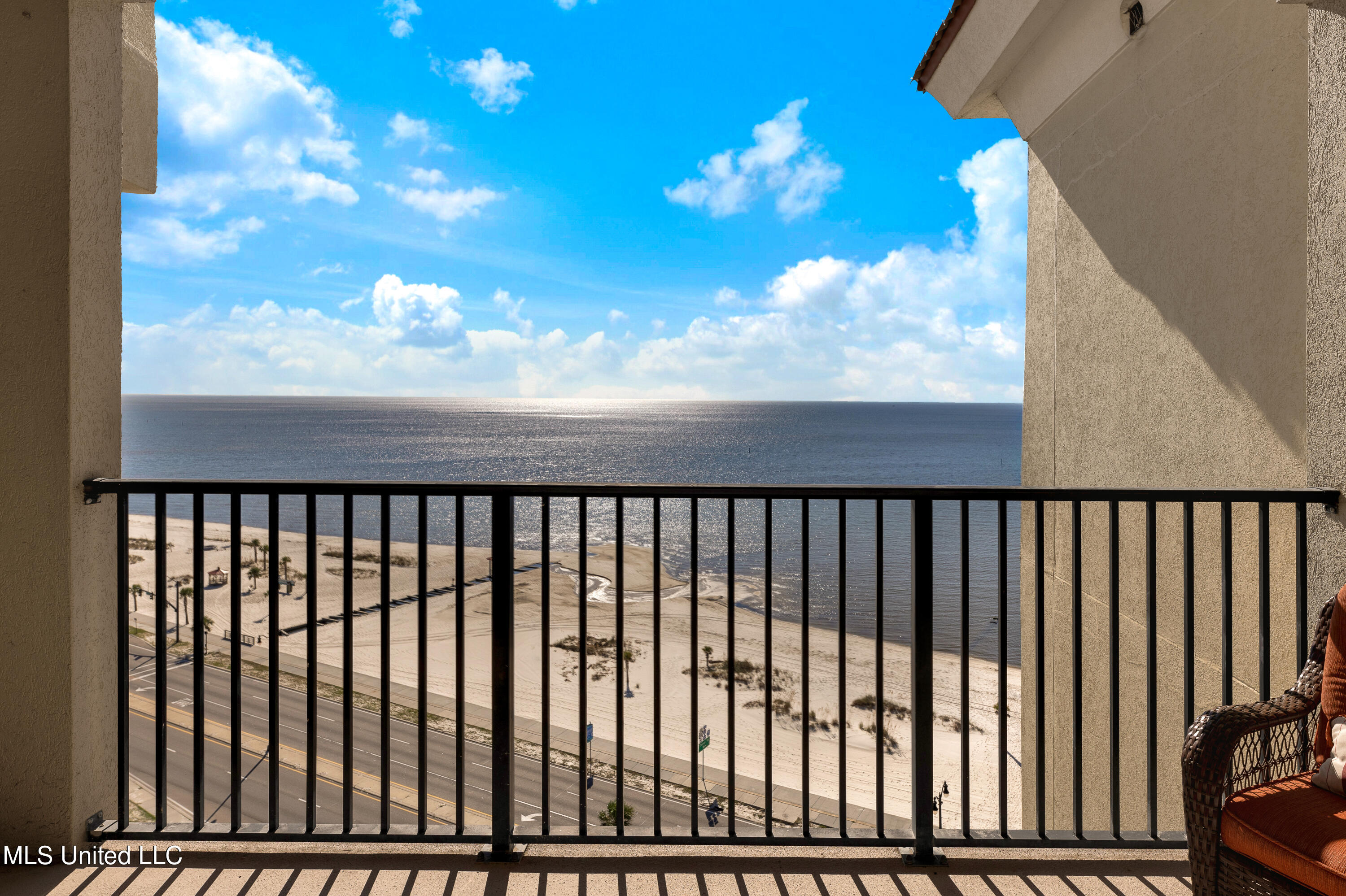 1200 Beach Drive #1203, Gulfport, Mississippi image 8