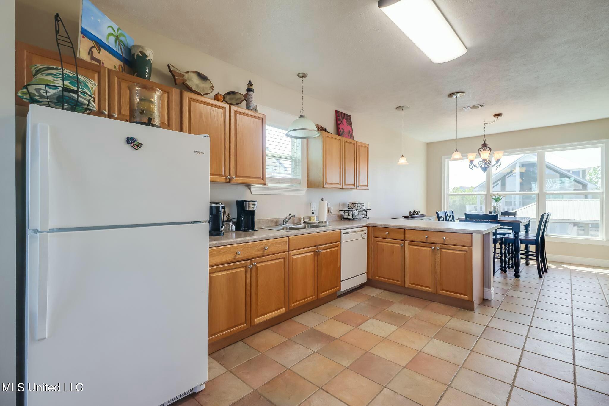 4155 Ireland Street, Bay Saint Louis, Mississippi image 21