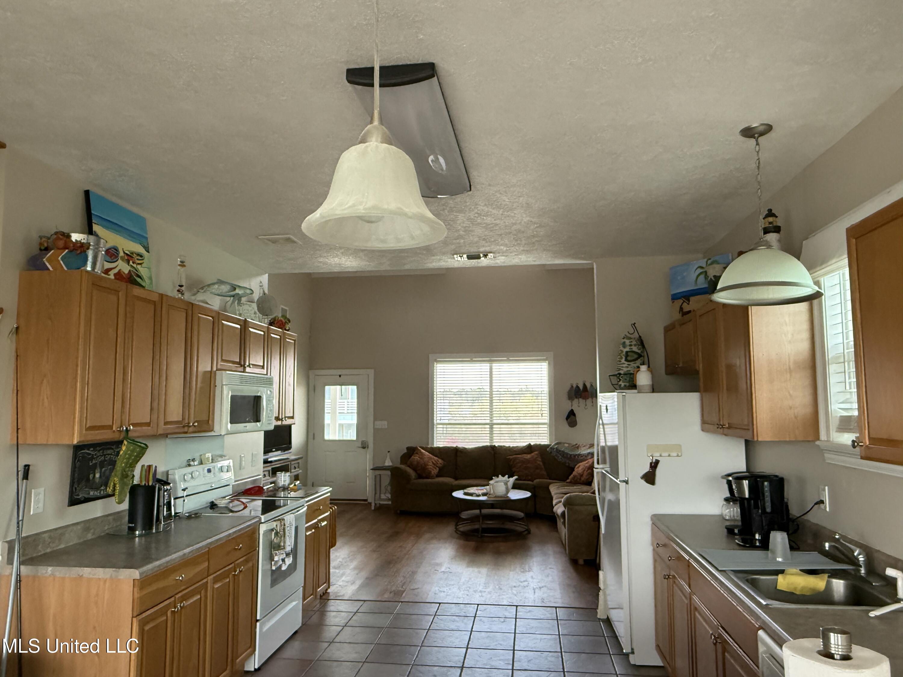 4155 Ireland Street, Bay Saint Louis, Mississippi image 11