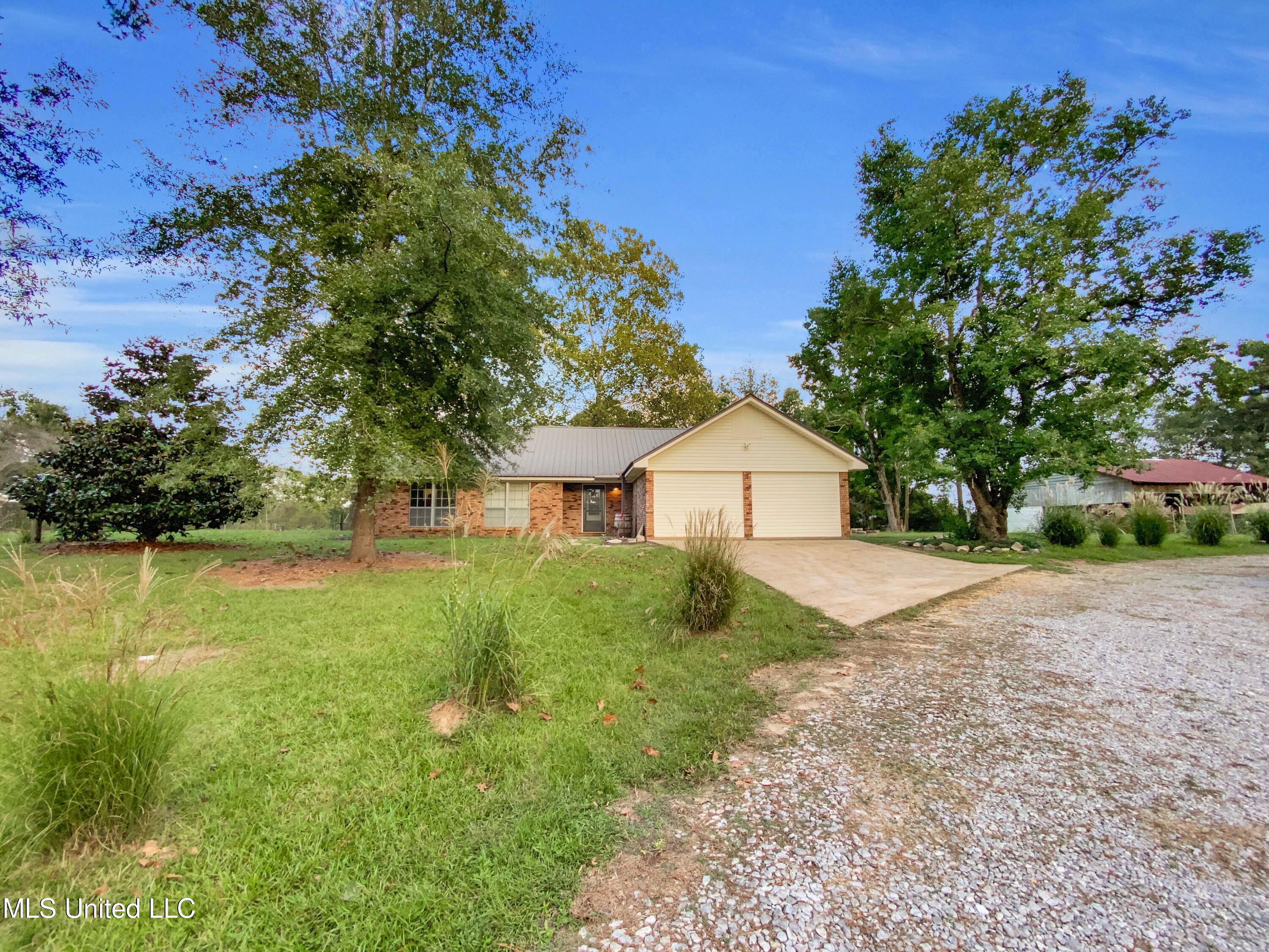 4153 Springfield Road, Morton, Mississippi image 1