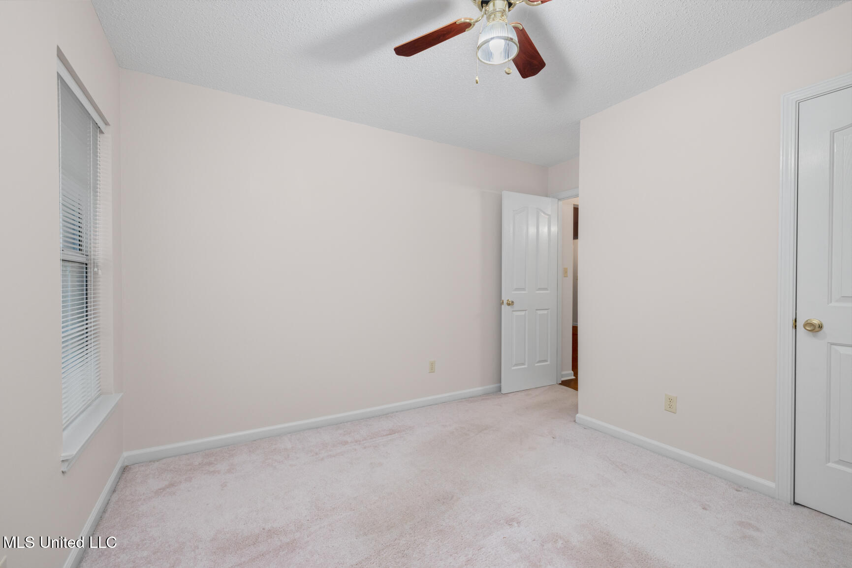 2163 Greencliff Drive, Southaven, Mississippi image 27