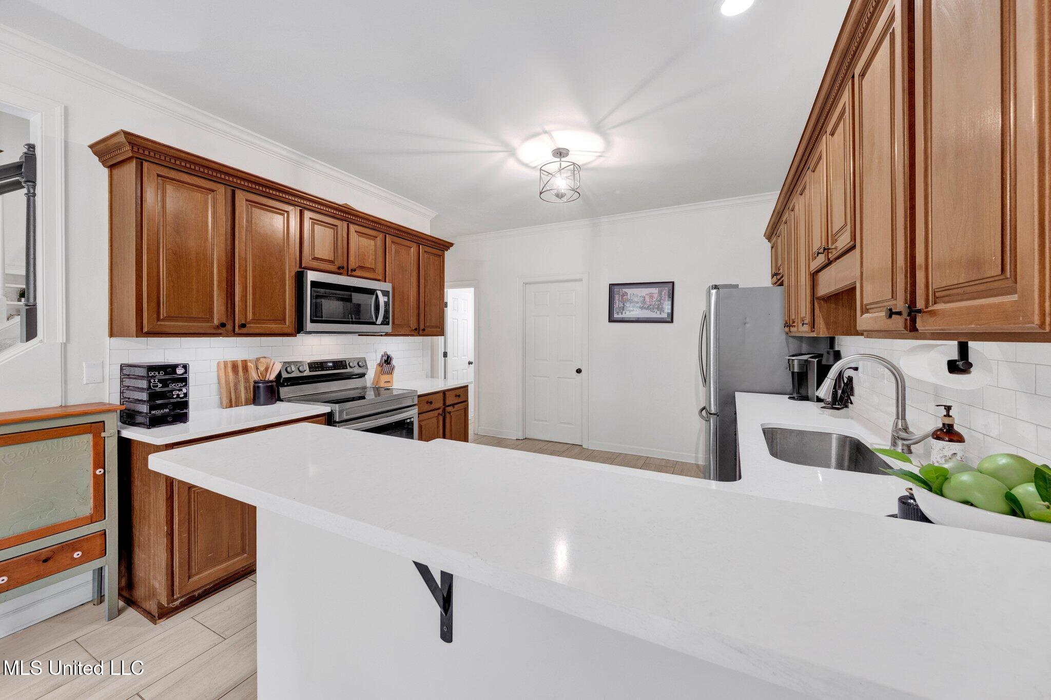 221 Cedar Grove Drive, Byhalia, Mississippi image 13