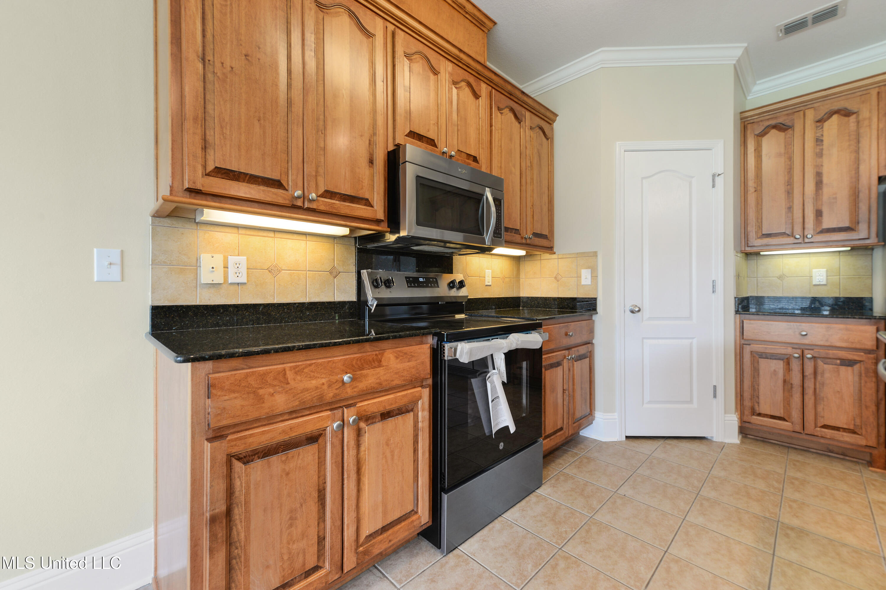 2808 Rue Beaux Chenes, Ocean Springs, Mississippi image 11
