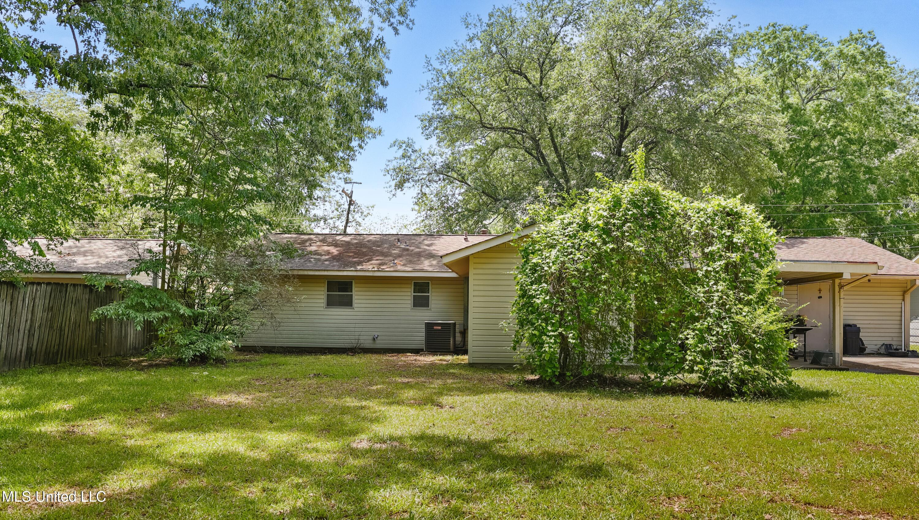 3246 Longwood Drive, Jackson, Mississippi image 13