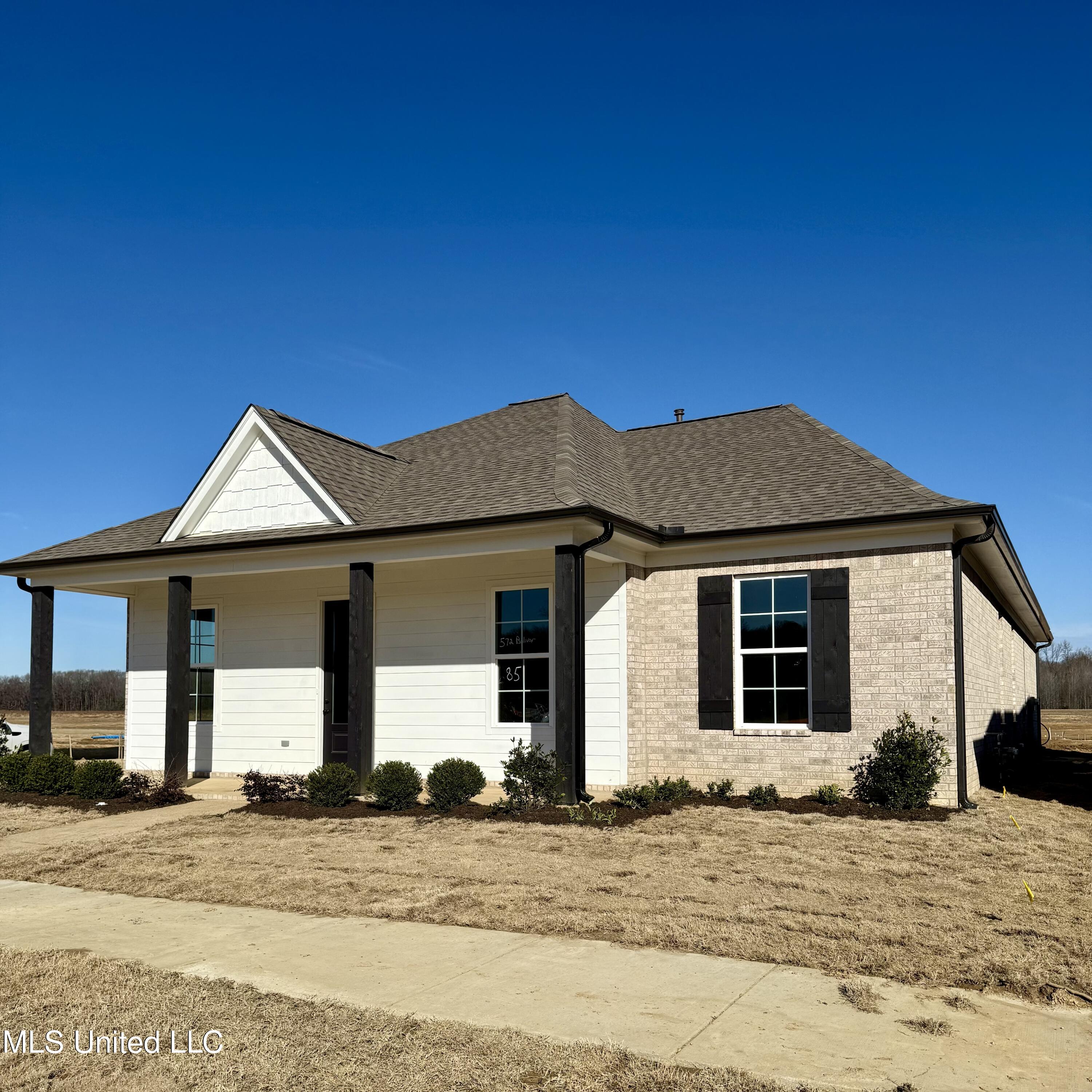 630 Bolivar Drive, Nesbit, Mississippi image 3