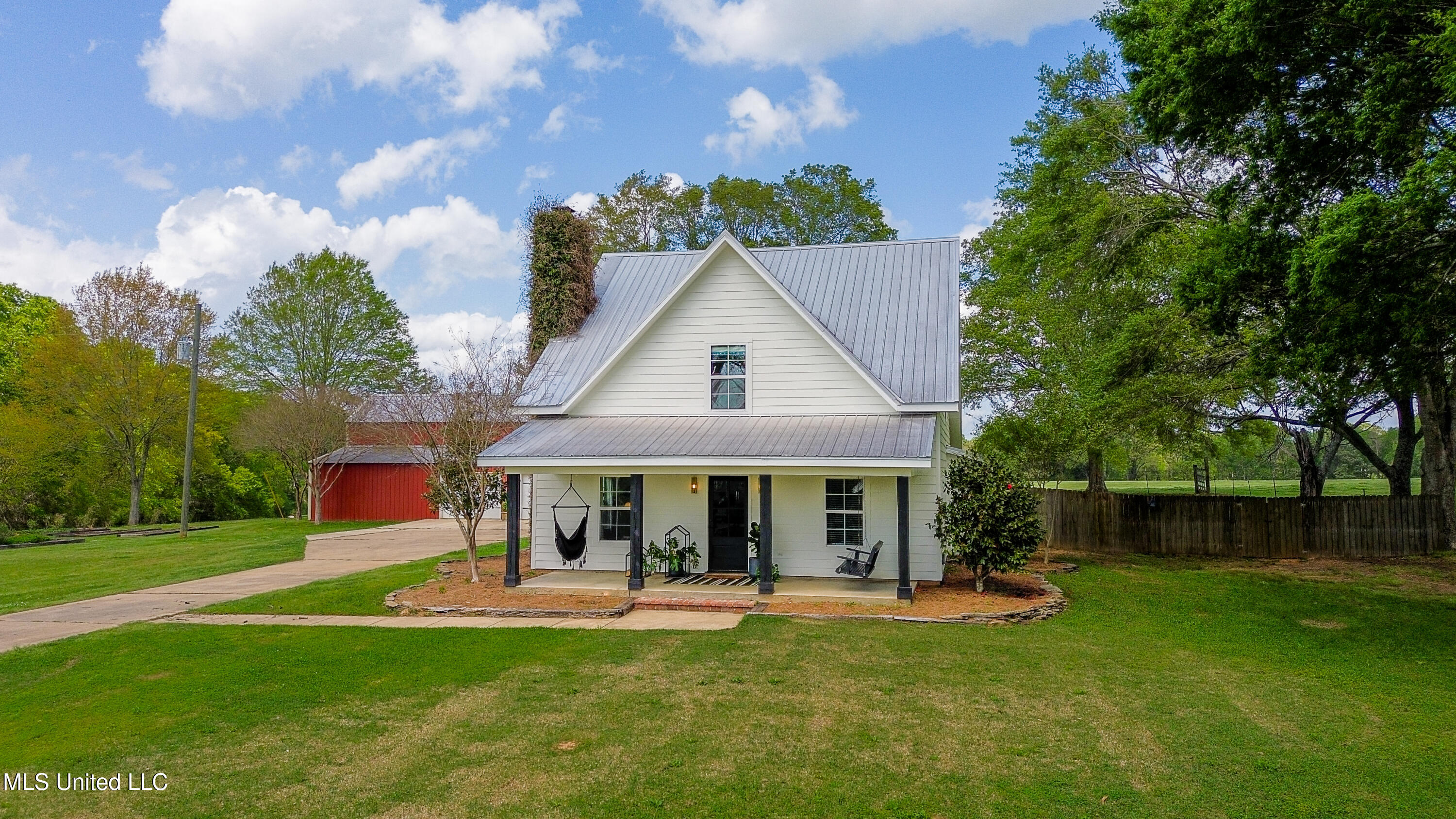 226 Antioch Rd Road, Magee, Mississippi image 1