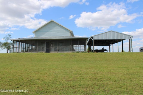 Homes For Sale - 180 Bungalow Lane<br/> Tchula, MS 39169
