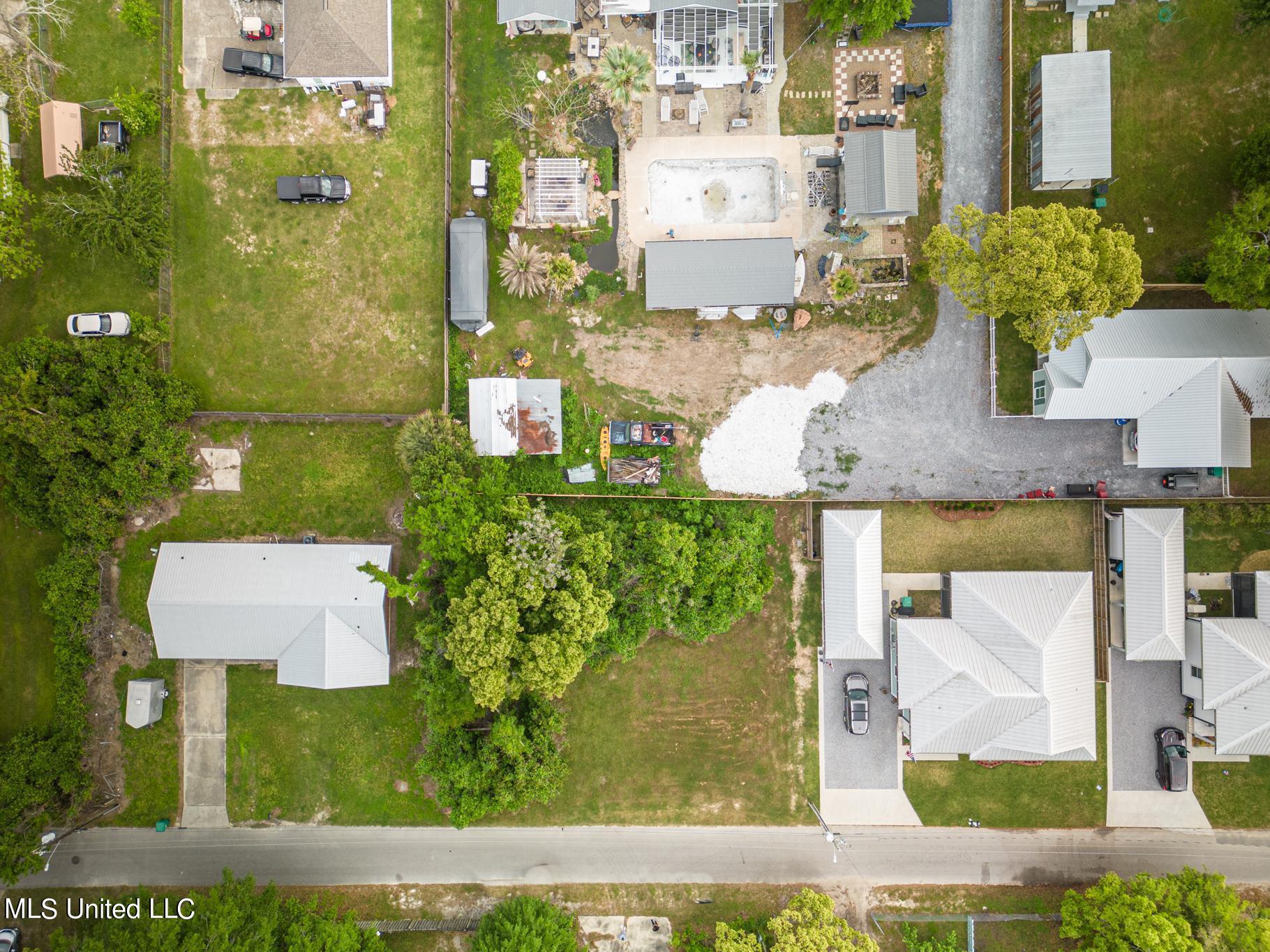 333 Saint George Street, Bay Saint Louis, Mississippi image 10