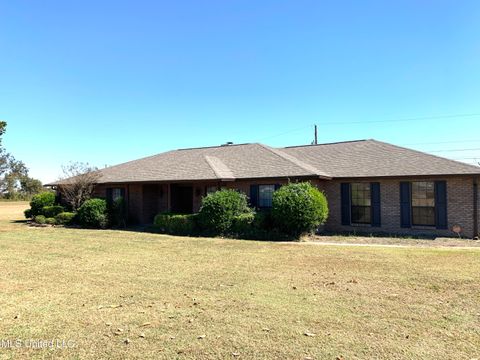 Homes For Sale - 258 Washington Circle<br/> Sharkey County, Rolling Fork, MS 39159