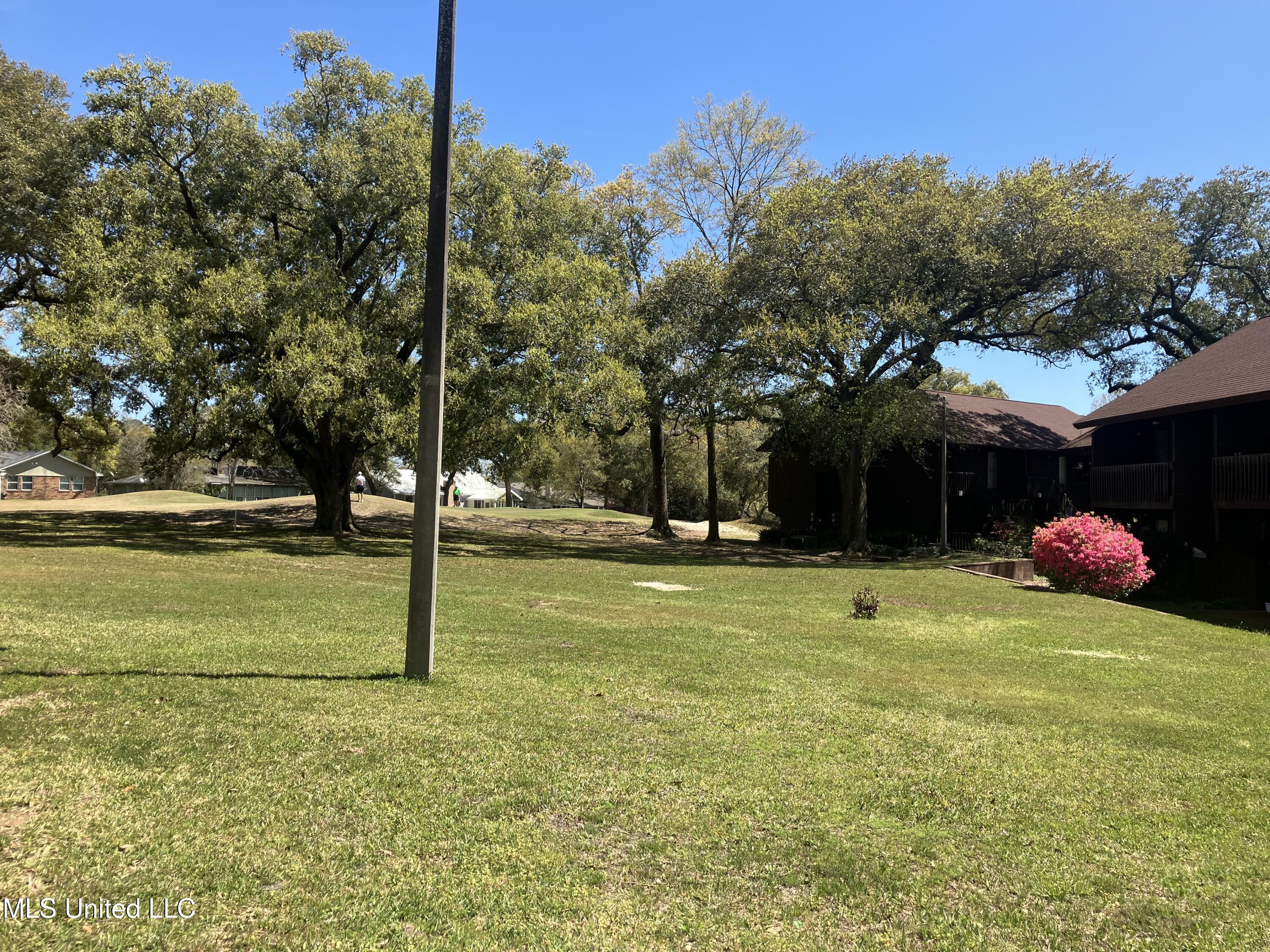 107 Molokai Village #107, Diamondhead, Mississippi image 18