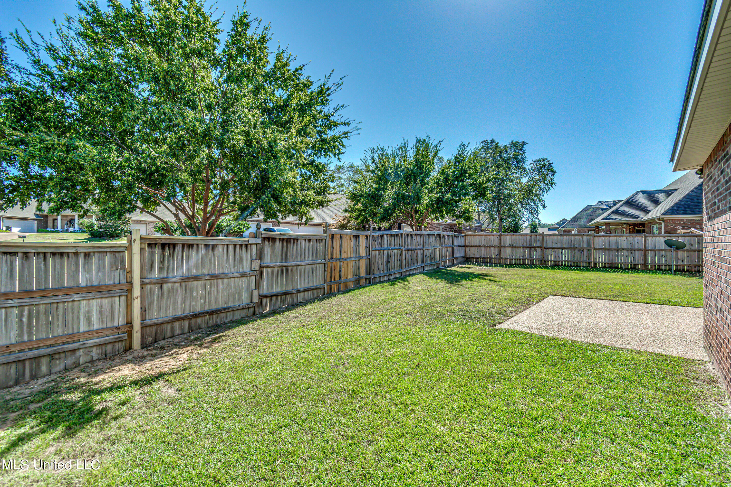 Brandon, Mississippi 39042, United States, 4 Bedrooms Bedrooms, ,3 BathroomsBathrooms,Residential,Active,39319