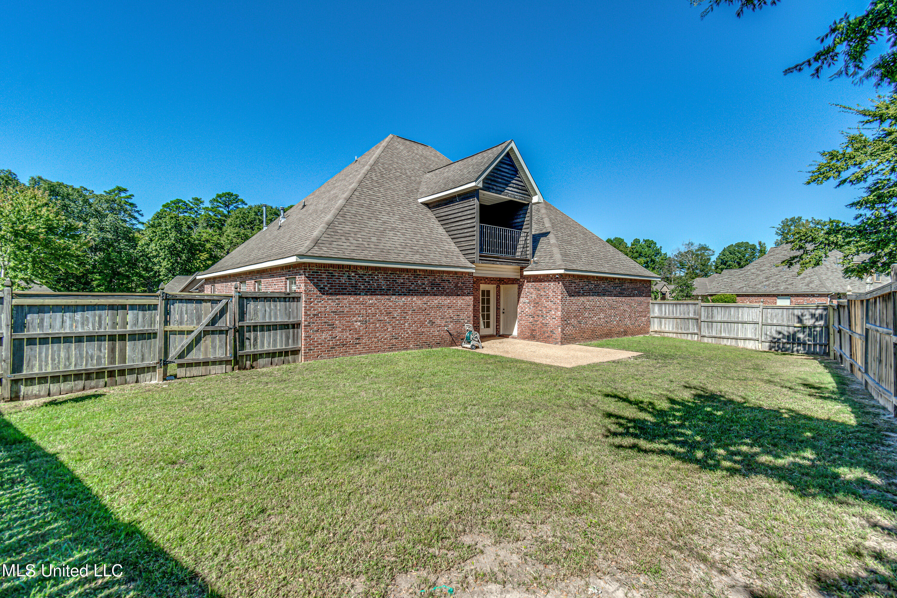 Brandon, Mississippi 39042, United States, 4 Bedrooms Bedrooms, ,3 BathroomsBathrooms,Residential,Active,39319
