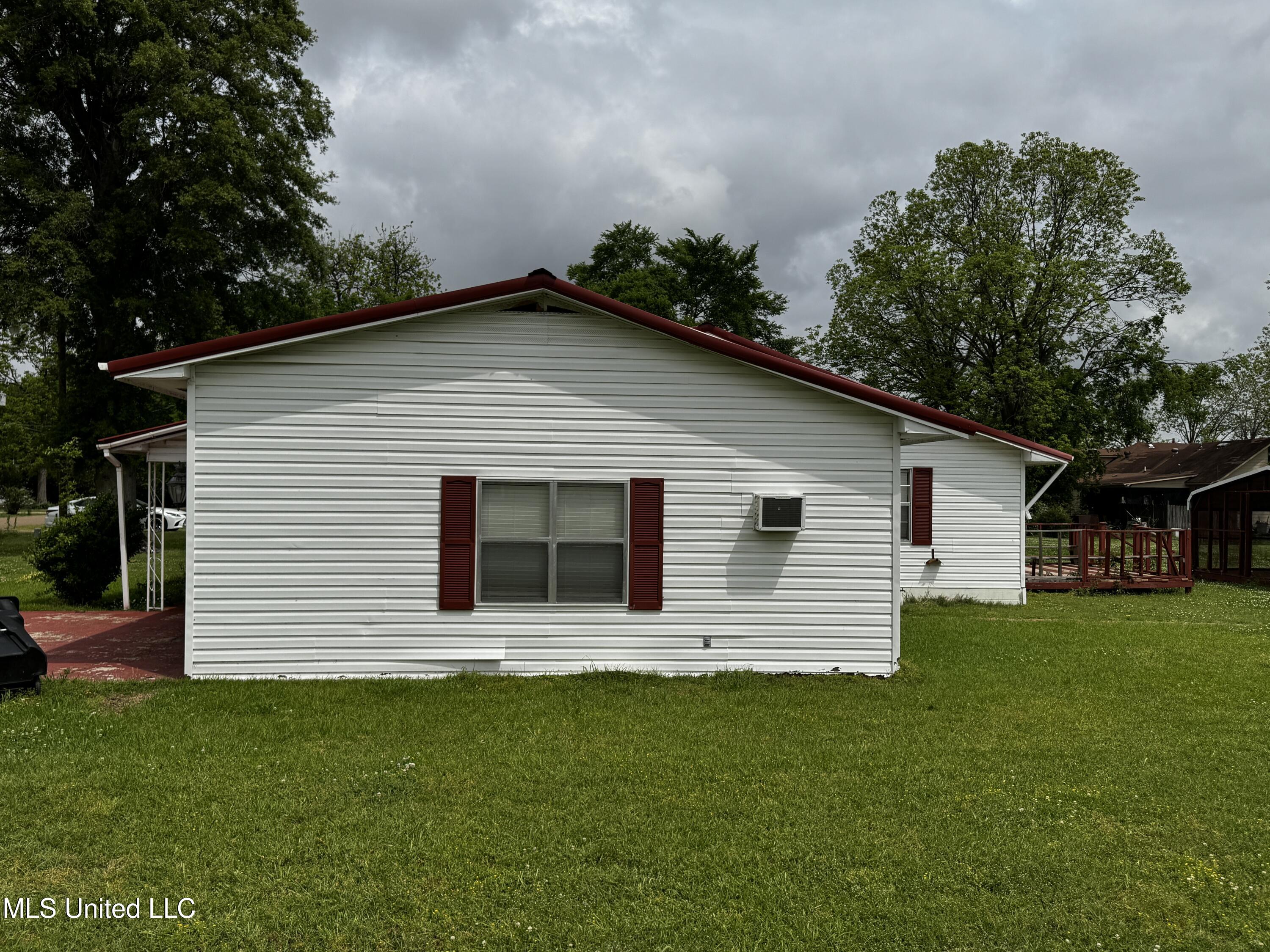 13 Second St. Street, Cleveland, Mississippi image 3