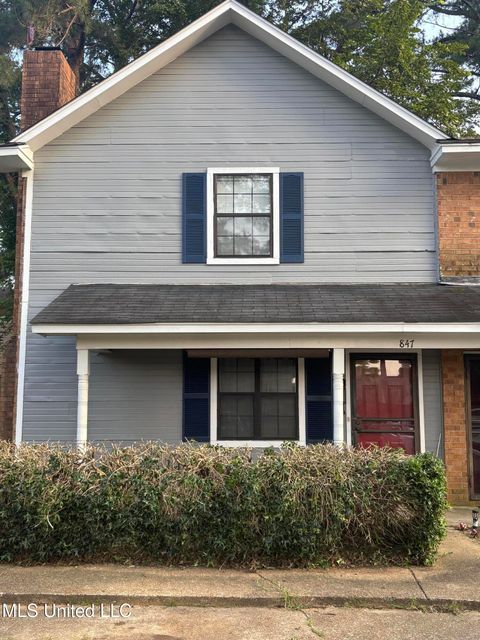 Townhouse For Sale - 847 Woodbury Road<br/> Jackson, MS 39206