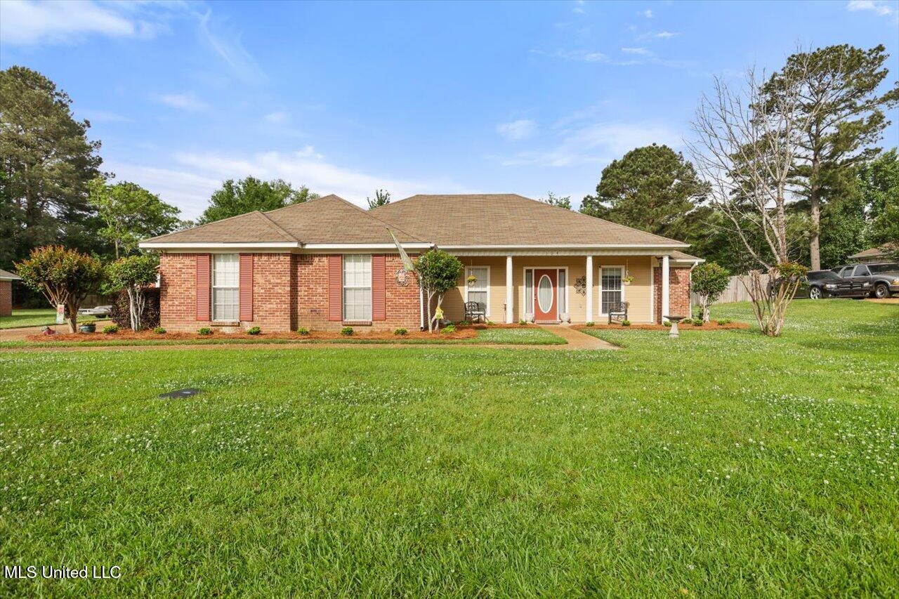 104 Canyon Cove, Byram, Mississippi image 1