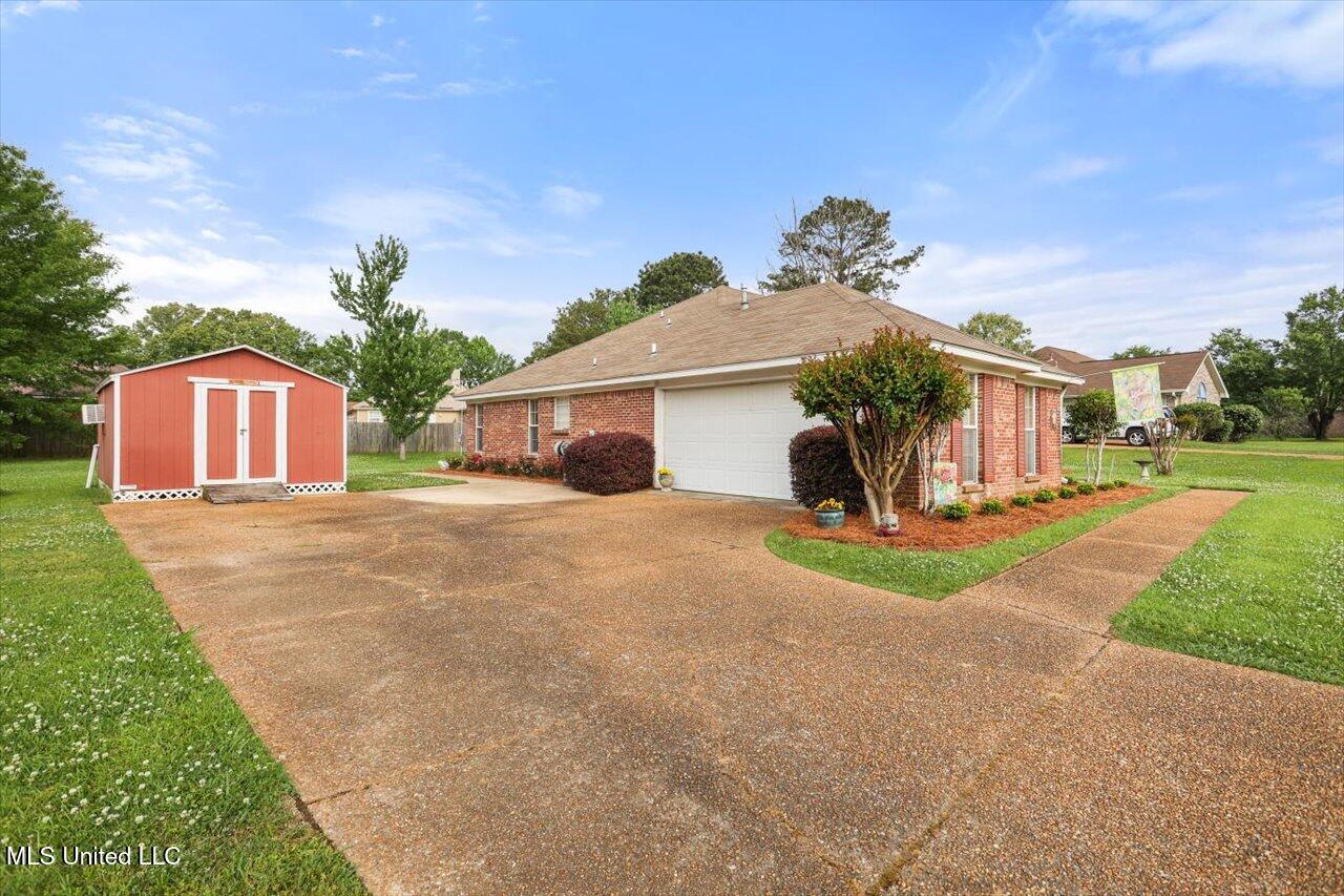 104 Canyon Cove, Byram, Mississippi image 3