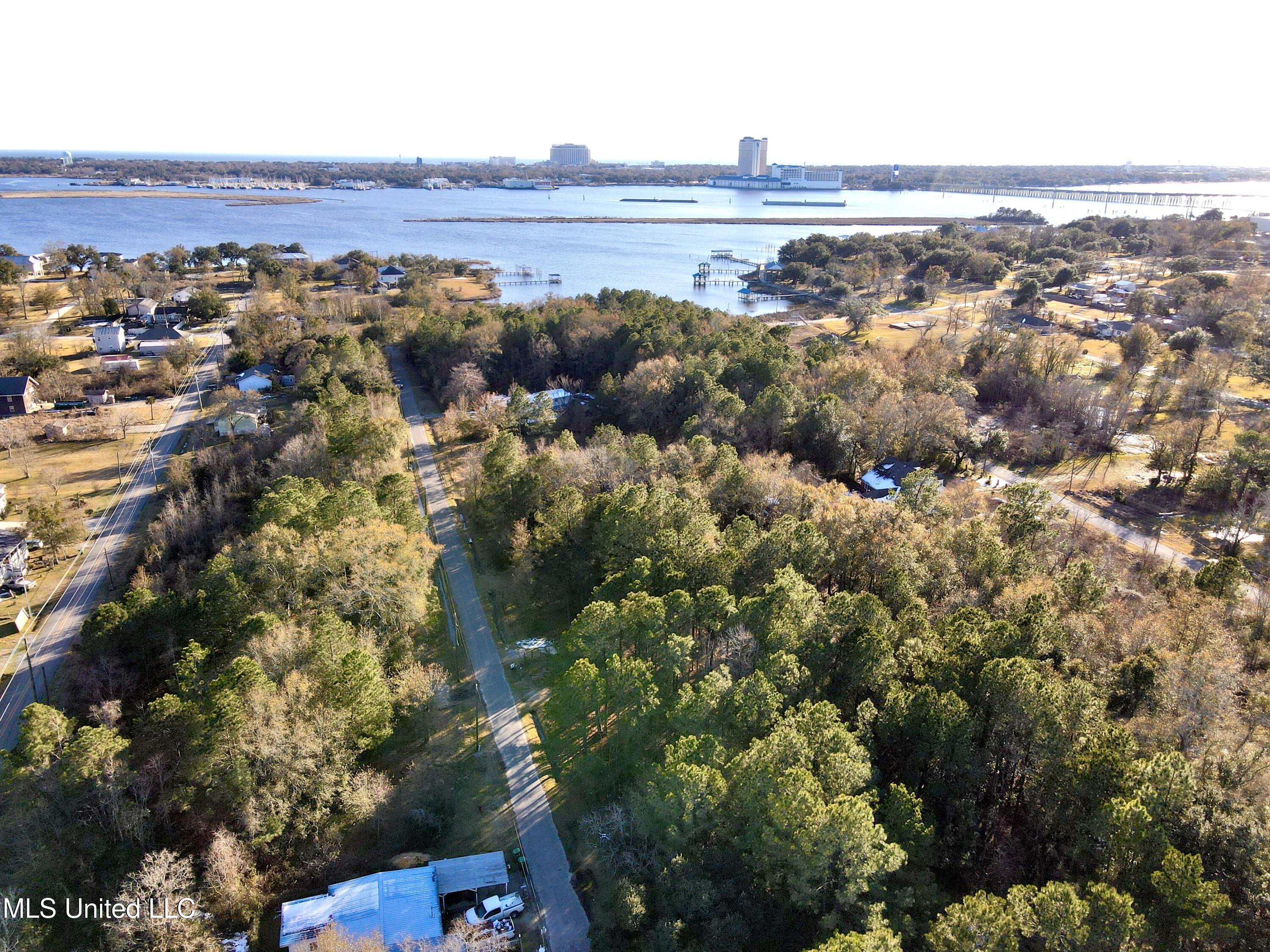 Lepoma Ave Avenue, Biloxi, Mississippi image 1