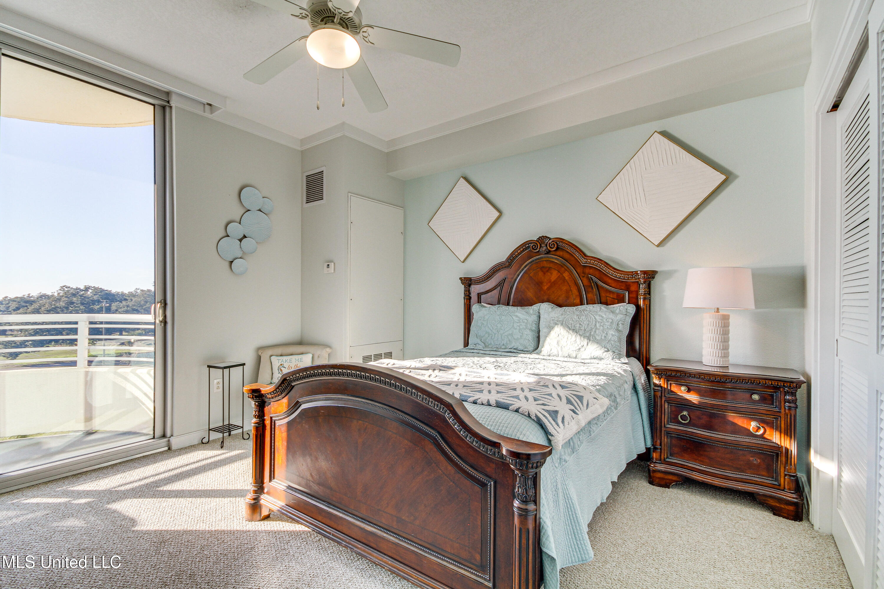 2060 Beach Boulevard #302, Biloxi, Mississippi image 16