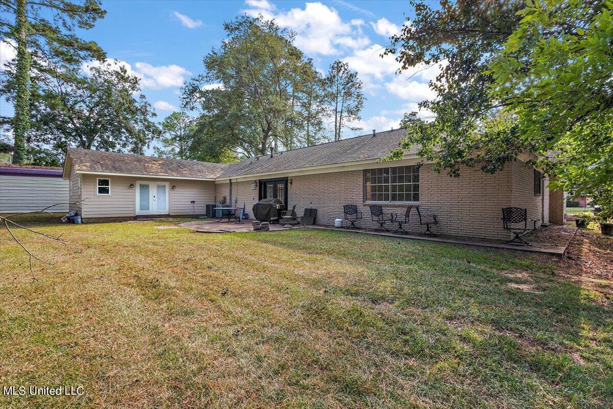 125 Lakeview Drive, Canton, Mississippi image 28