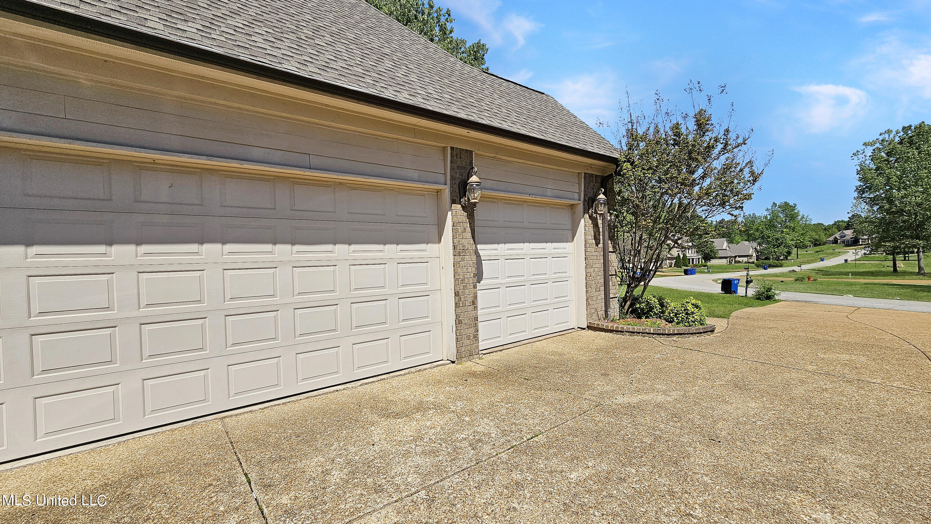 8505 Lakeview Drive, Olive Branch, Mississippi image 26